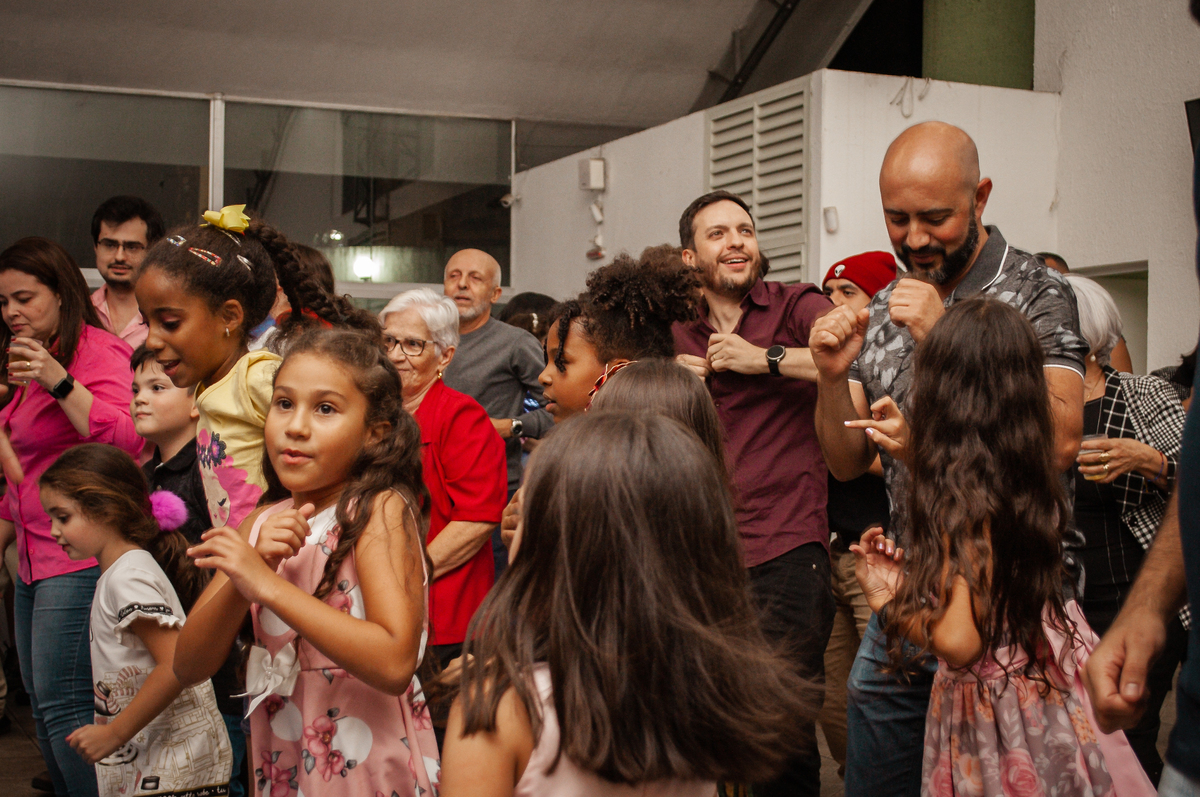Afinal, ainda somos e sempre seremos, mesmo que por alguns momentos.