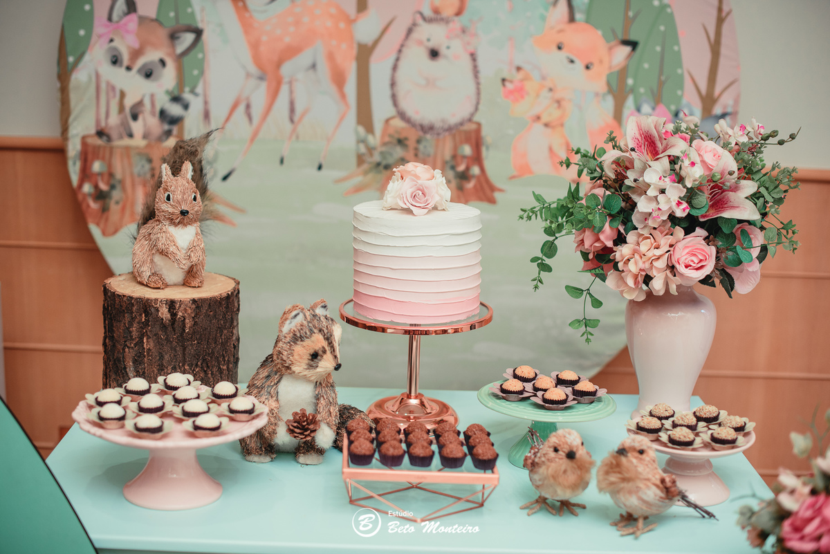 Aniversário infantil - festa infantil - tema floresta - sessão infantil - aniversário Luiza - festa de aniversário - primeiro aninho - primeiro aninho da Luiza