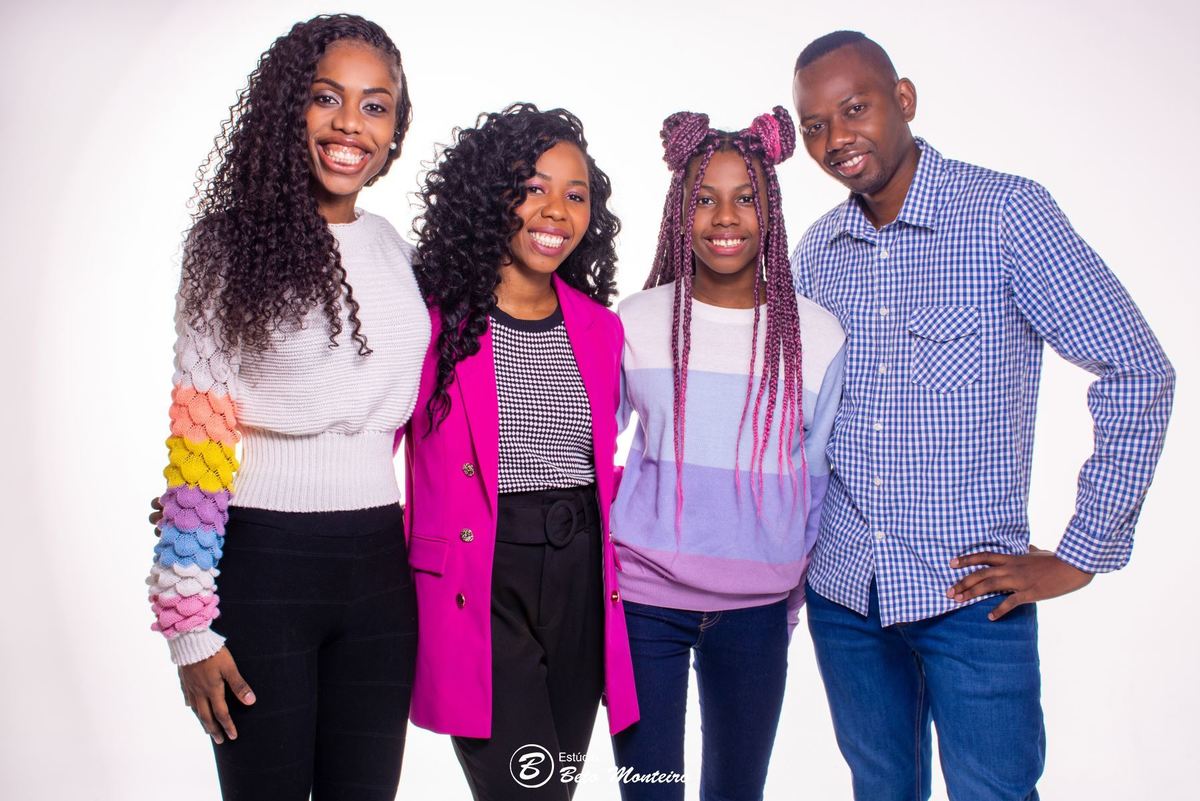 Ensaio de familia - Sessão de familia -   Sessão de familia Curitiba - Mãe e filha - Mãe e filho - Mãe e filhos - book de família - sessão fotográfica - família zambissa