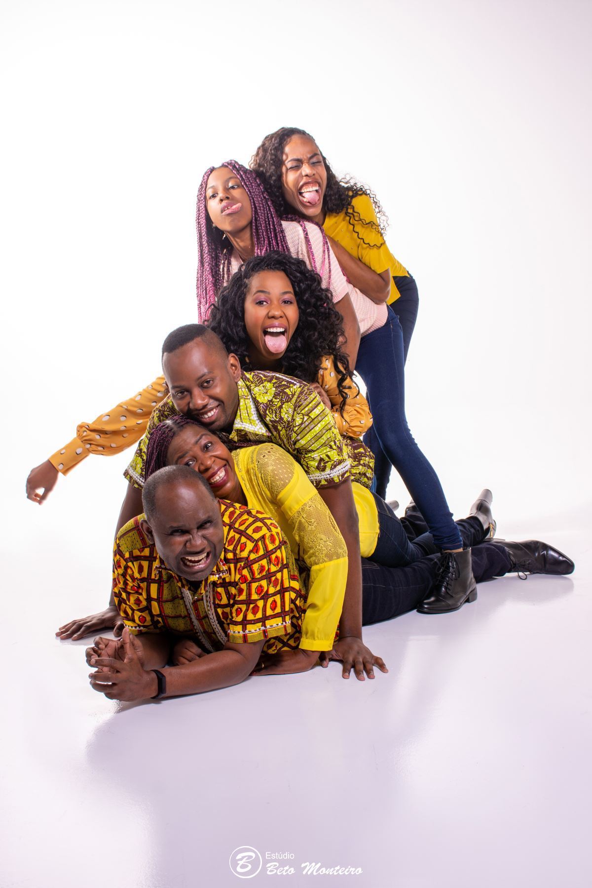 Ensaio de familia - Sessão de familia -   Sessão de familia Curitiba - Mãe e filha - Mãe e filho - Mãe e filhos - book de família - sessão fotográfica - família zambissa