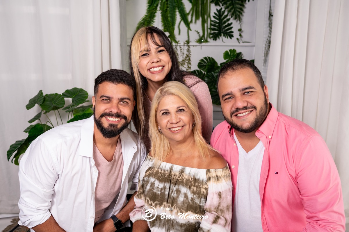 Mini ensaio dia das mães. Sessão dia das mães. Sessão dia das mães Curitiba. Mãe e filha. Mãe e filho. Mãe e filhos.