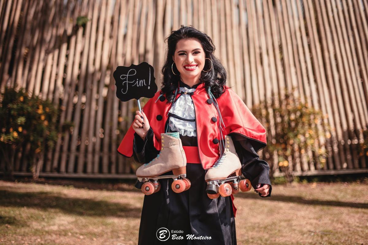 book feminino - book formanda - sessão de formatura - book formanda externo - Rafaela Schvarzbach - direito - sessão de direito - formatura de direito - book formandos Curitiba - faculdade - universidade 