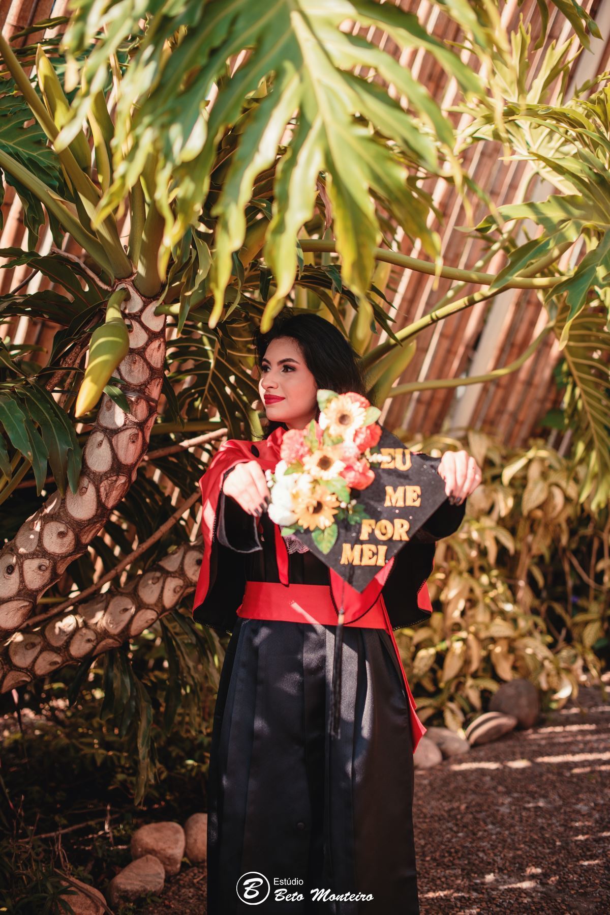 book feminino - book formanda - sessão de formatura - book formanda externo - Rafaela Schvarzbach - direito - sessão de direito - formatura de direito - book formandos Curitiba - faculdade - universidade 