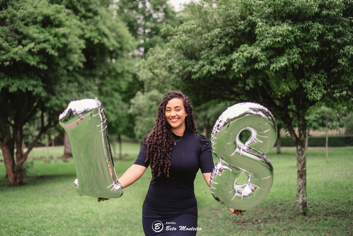 book feminino - book dos 18 - sessão feminina - ensaio feminino - book feminino curitiba - fotografa - fotografo - 18 anos
