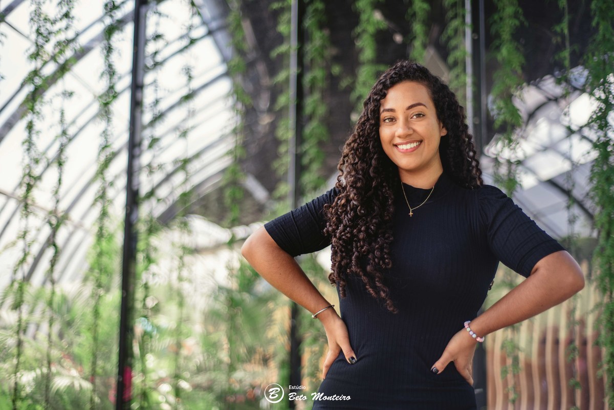 book feminino - book dos 18 - sessão feminina - ensaio feminino - book feminino curitiba - fotografa - fotografo - 18 anos