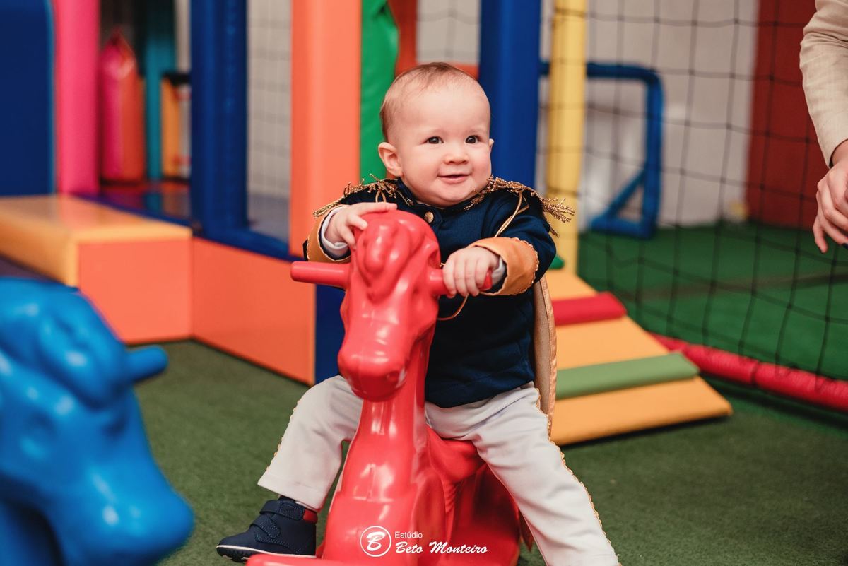 Aniversário infantil - festa infantil - tema principe - tema meu primeiro reinado - sessão infantil - aniversário Oliver - festa de aniversário - primeiro aninho - primeiro aninho do Oliver