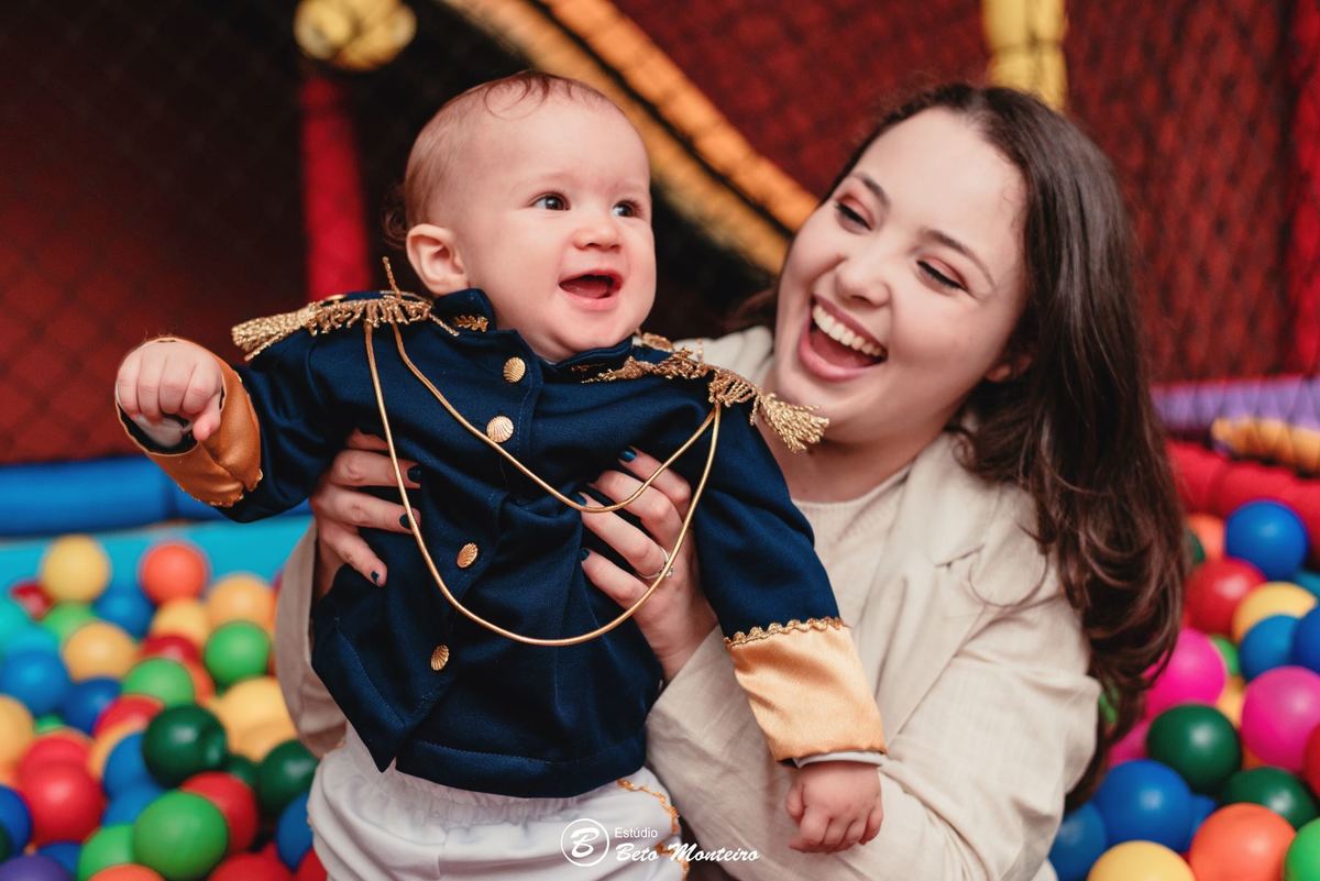 Aniversário infantil - festa infantil - tema principe - tema meu primeiro reinado - sessão infantil - aniversário Oliver - festa de aniversário - primeiro aninho - primeiro aninho do Oliver