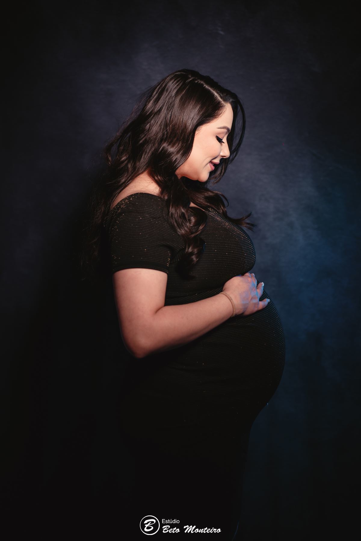 Book Gestante e Família em Curitiba - Book de gestante em estúdio - ensaio de gestante - book em estúdio - sessão fotográfica - Grávida - Gestação - Estúdio Beto Monteiro - Jheniffer - Gustavo
