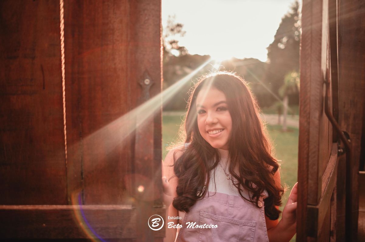 Aniversário de 15 anos - Foto e Filmagem - Debutante - Estúdio Beto Monteiro - Curitiba - fotografo de 15 anos - fotógrafa - sessão de fotos - book de fotos - book de 15 anos - fotografo - chácara happy ranch - vestido - vestido de debutante - Anne Lisa