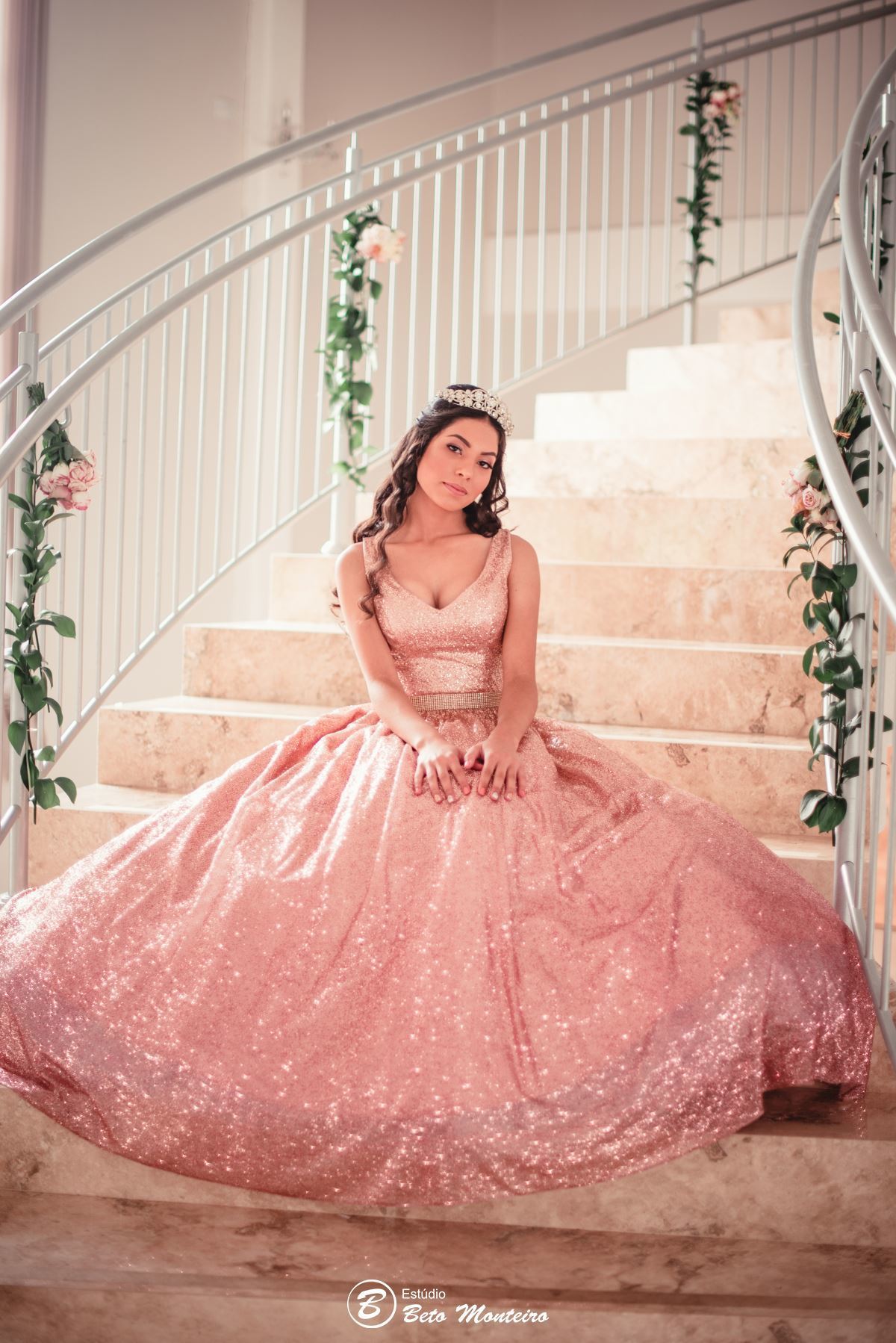 Aniversário de 15 anos - Foto e Filmagem - Debutante - Estúdio Beto Monteiro - Curitiba - fotografo de 15 anos - fotógrafa - sessão de fotos - book de fotos - book de 15 anos - fotografo - chácara ienkot - vestido de debutante - Maria Eduarda - Duda