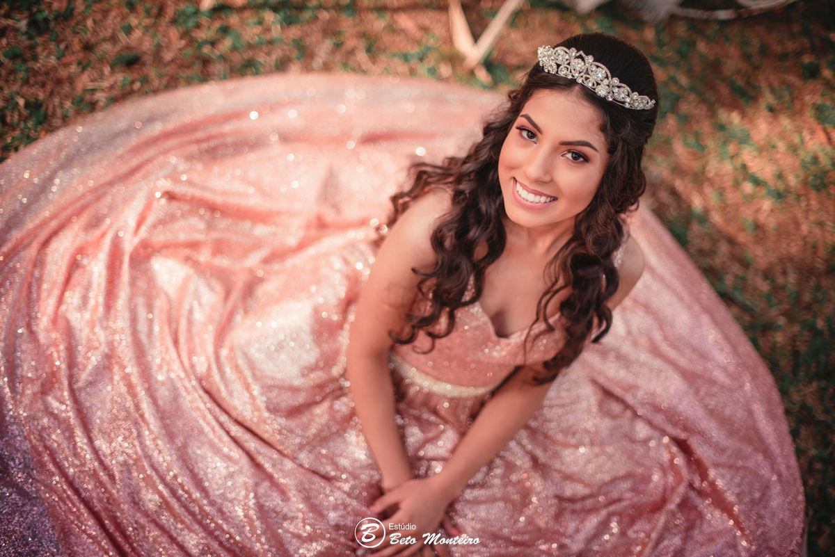 Aniversário de 15 anos - Foto e Filmagem - Debutante - Estúdio Beto Monteiro - Curitiba - fotografo de 15 anos - fotógrafa - sessão de fotos - book de fotos - book de 15 anos - fotografo - chácara ienkot - vestido de debutante - Maria Eduarda - Duda