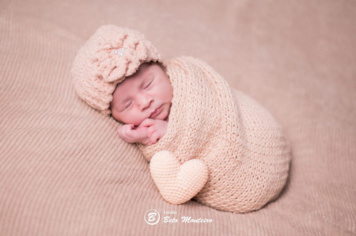 Book fotográfico New Born - Book de fotos - Book New Born - book newborn - Book de Recém-nascido - Book de Bebê - newborn menina - Estúdio Beto Monteiro - Curitiba - Luísa - Juliane - Robson
