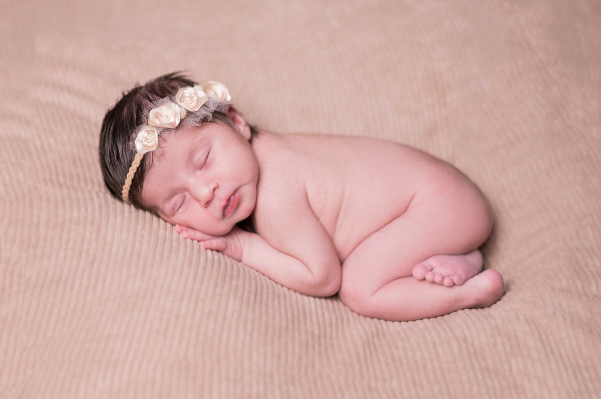 Book fotográfico New Born - Book de fotos - Book New Born - book newborn - Book de Recém-nascido - Book de Bebê - newborn menina - Estúdio Beto Monteiro - Curitiba - Luísa - Juliane - Robson - newborn peladinha