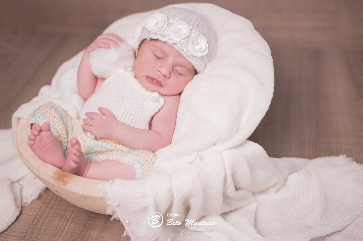 Book fotográfico New Born - Book de fotos - Book New Born - book newborn - Book de Recém-nascido - Book de Bebê - newborn menina - Estúdio Beto Monteiro - Curitiba - Luísa - Juliane - Robson - newborn na gamela