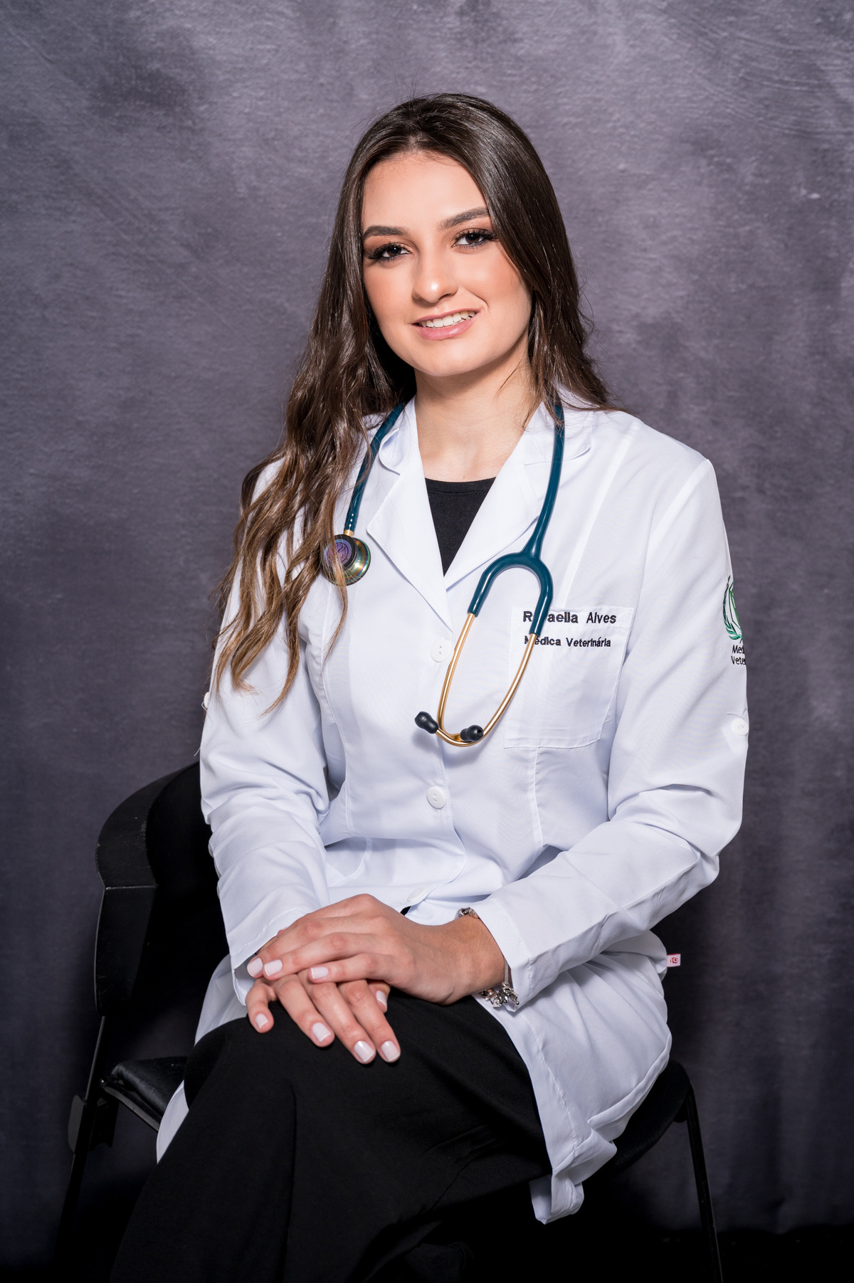 book feminino - book formanda - sessão de formatura - book formanda em estúdio - Rafaella Przydzimivski - veterinária - sessão de veterinaria - formatura de medicina veterinária - book formandos Curitiba - faculdade - universidade