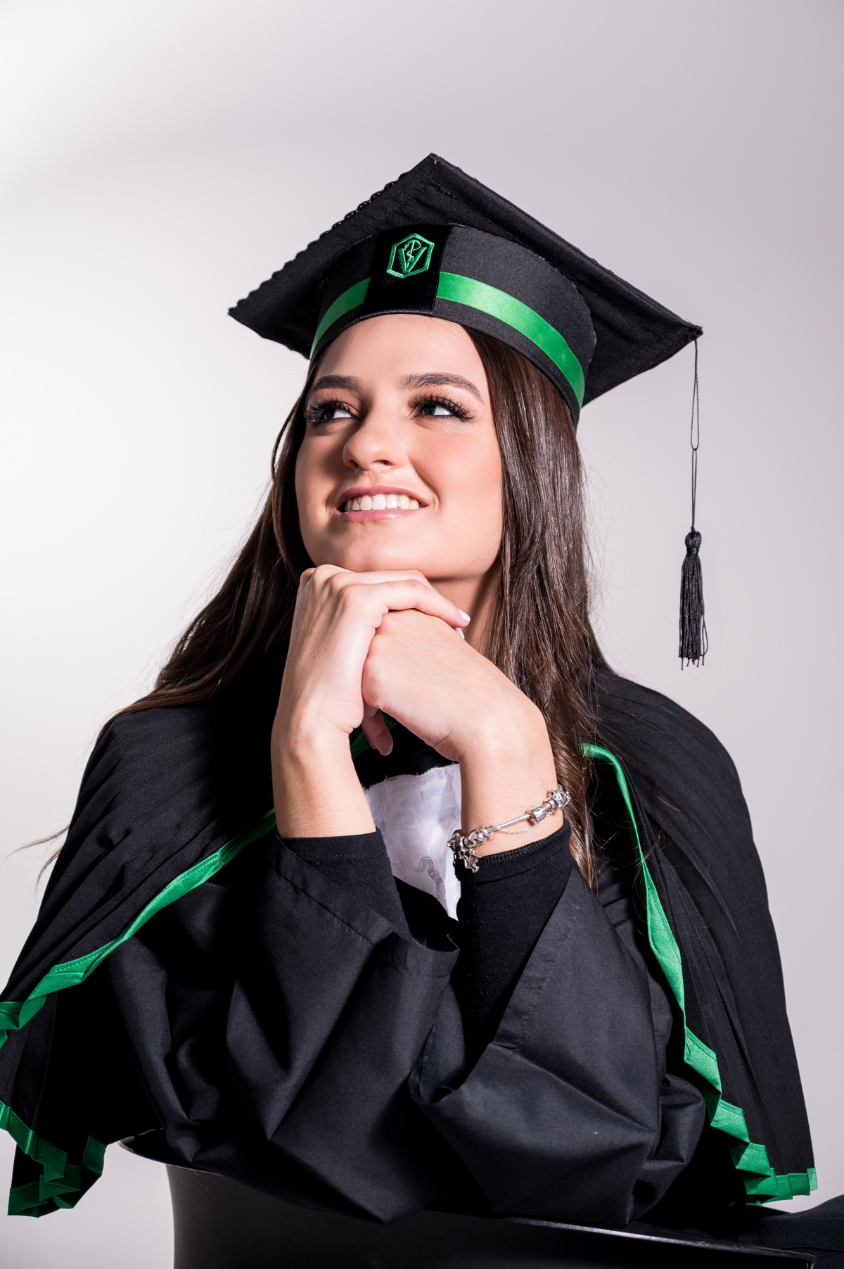 book feminino - book formanda - sessão de formatura - book formanda em estúdio - Rafaella Przydzimivski - veterinária - sessão de veterinaria - formatura de medicina veterinária - book formandos curitiba - faculdade - universidade
