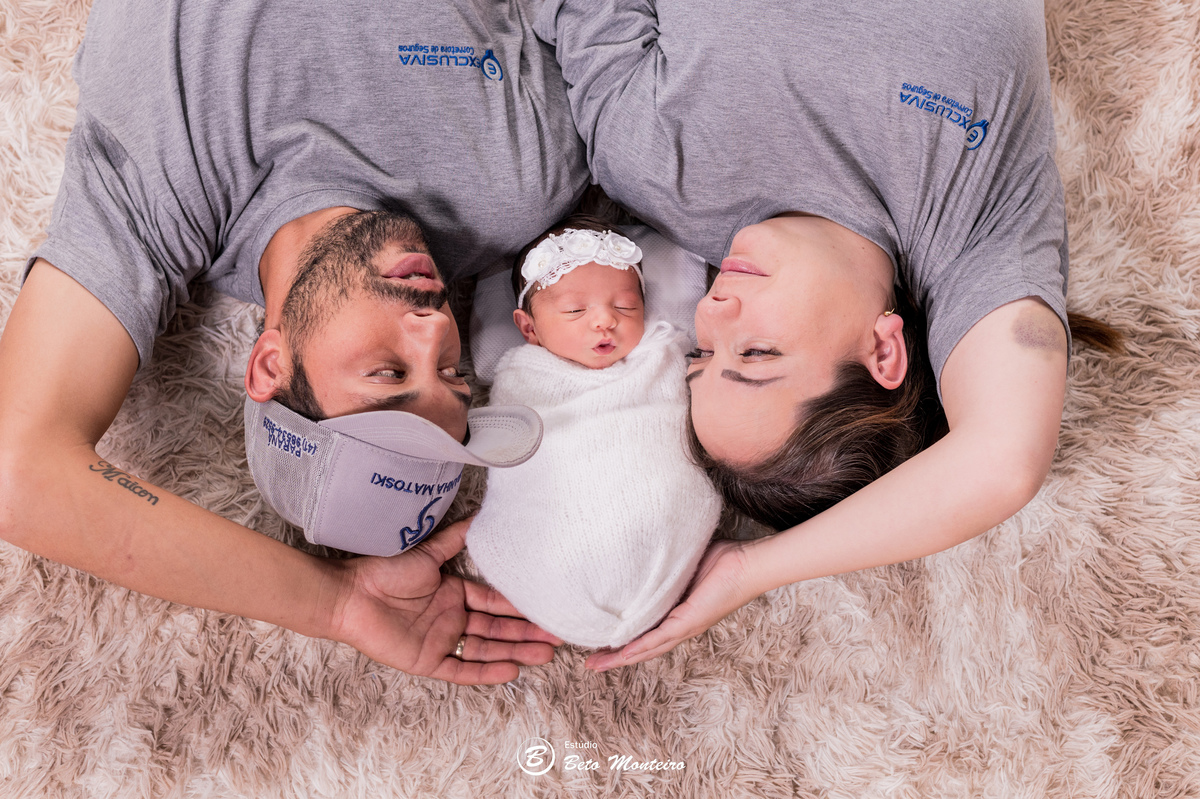 Book fotográfico New Born - Book de fotos - Book New Born - book newborn - Book de Recém-nascido - Book de Bebê - newborn menina - Estúdio Beto Monteiro - Curitiba - Helena - Flavia