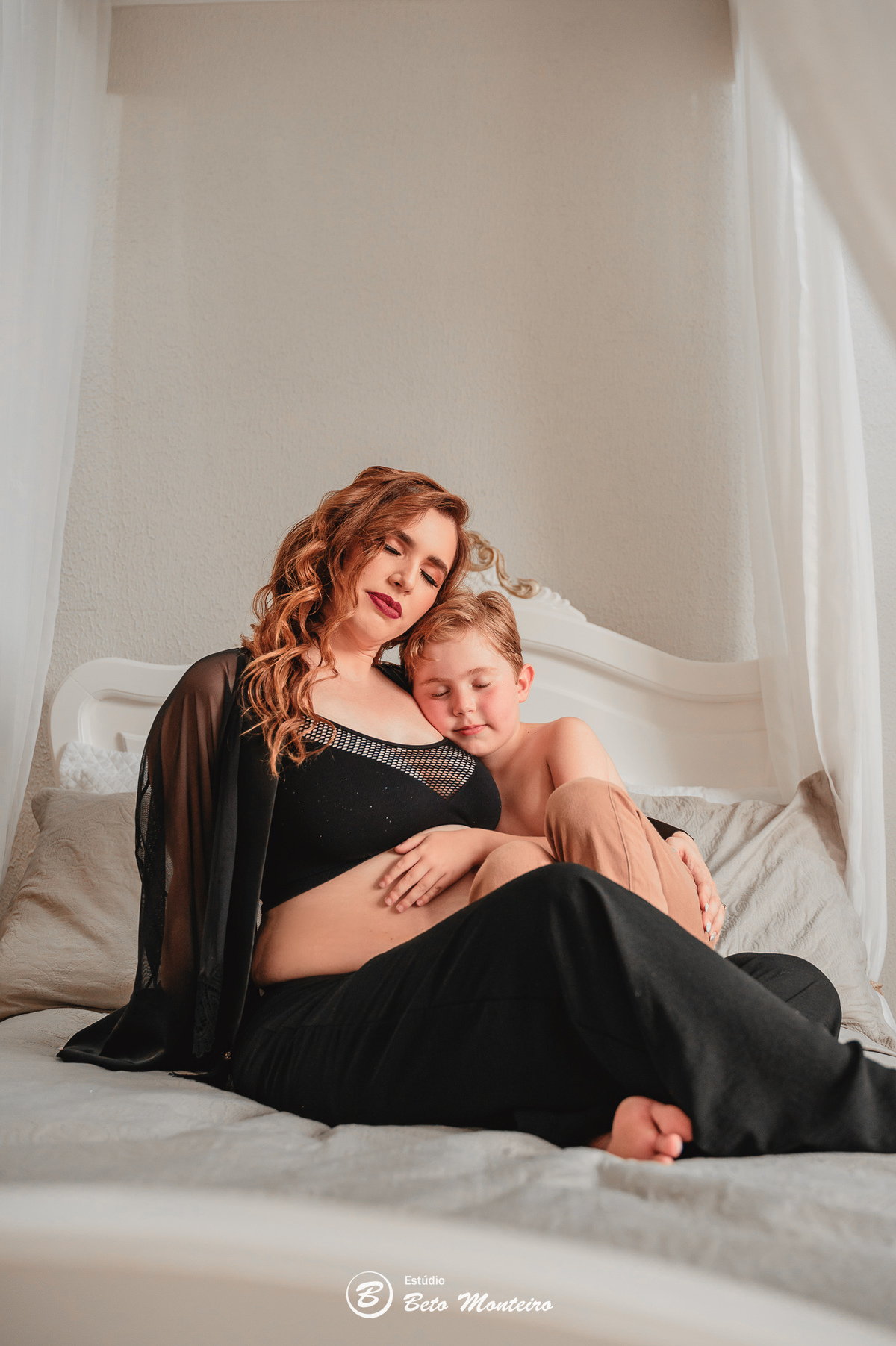 Book Gestante e Família em Curitiba - Book gestante Colombo - Book de gestante lifestyle - Fotos ao ar livre - Grávida - Gestação - Book de gestante - Estúdio Beto Monteiro - Castello Reale - Bruna 