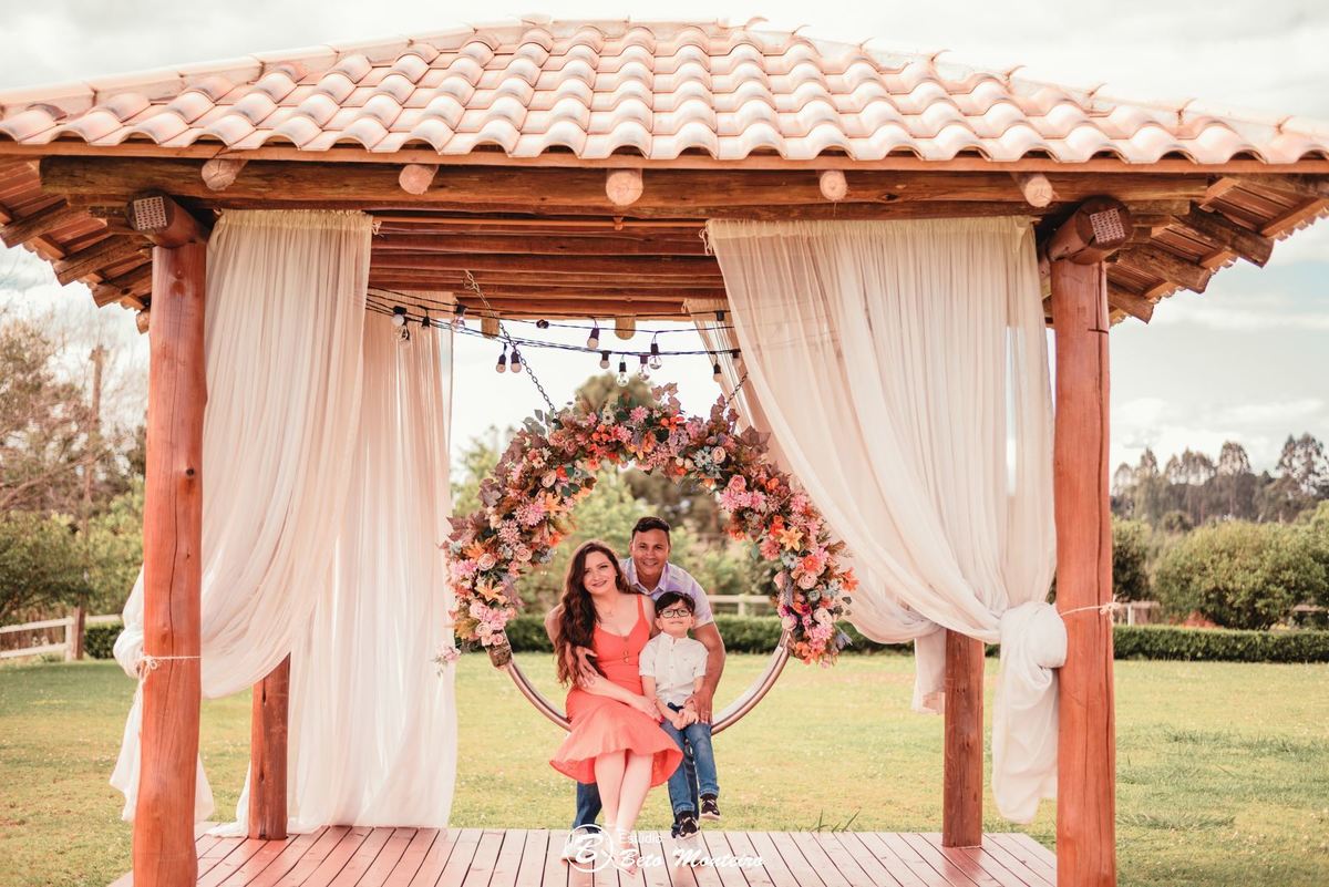 chacara sentinela do imbuial - book de familia - book de casal - sessão de familia - sessão de casal - ensaio de familia - ensaio casal - aniversário de casamento - 20 anos de casados - bodas de porcelana - Monica - Junior - Luiz Fernando