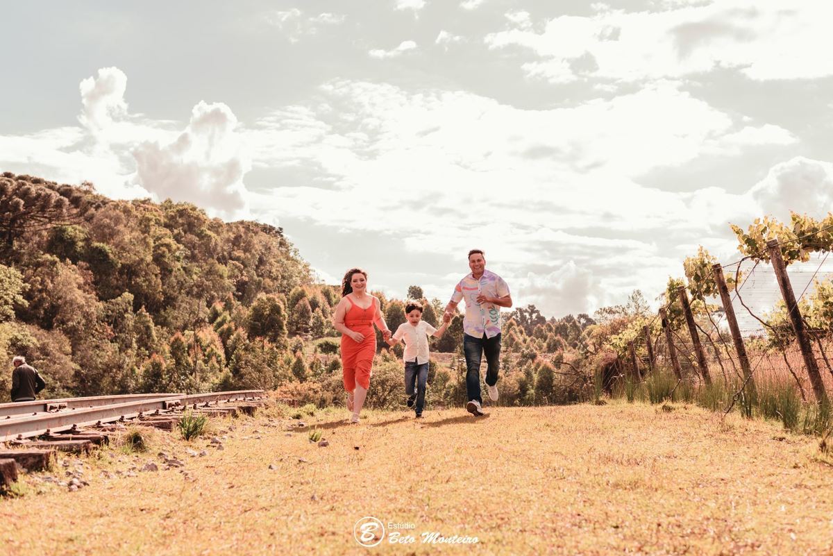 chacara sentinela do imbuial - book de familia - book de casal - sessão de familia - sessão de casal - ensaio de familia - ensaio casal - aniversário de casamento - 20 anos de casados - bodas de porcelana - Monica - Junior - Luiz Fernando