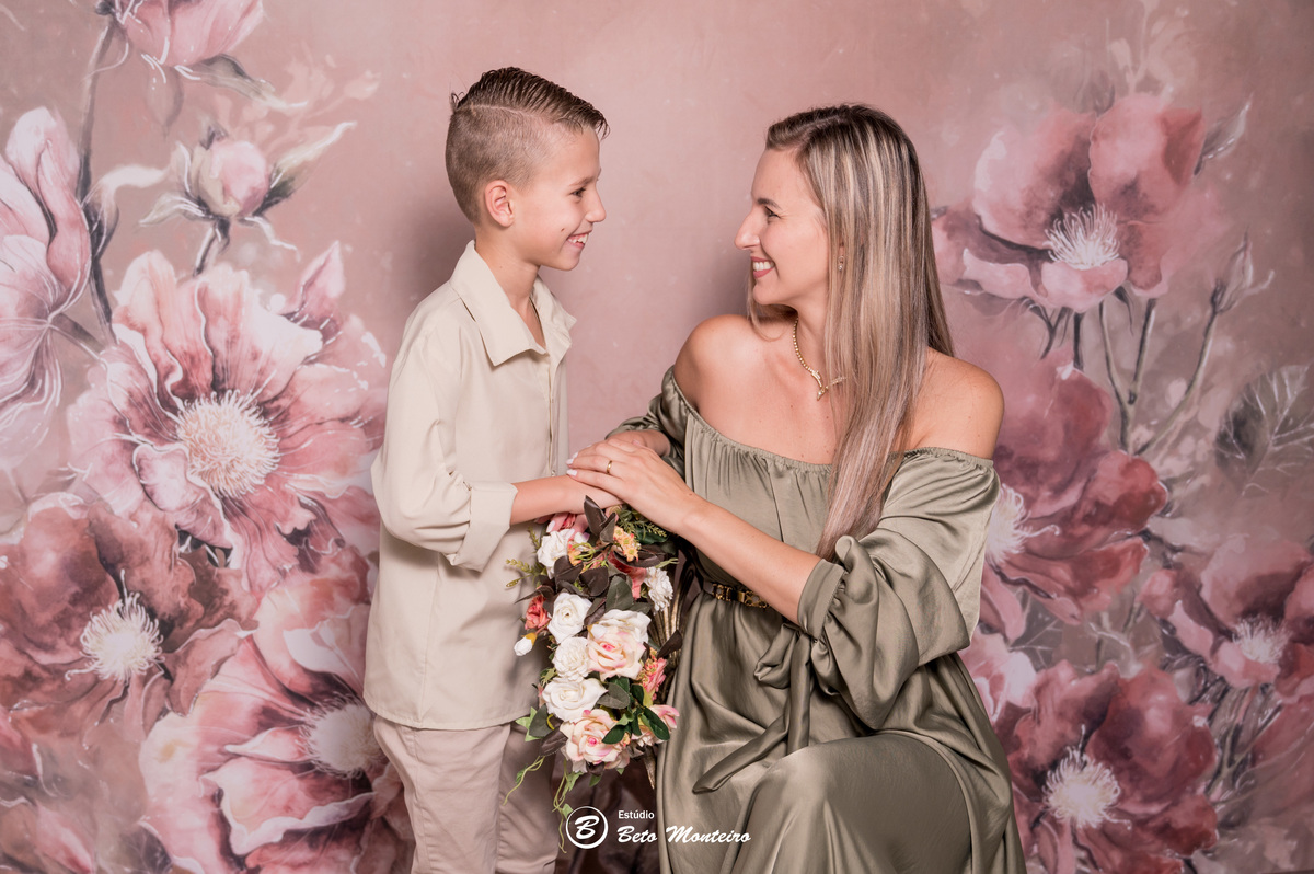 Mini ensaio dia das mães. Sessão dia das mães. Sessão dia das mães Curitiba. Mãe e filha. Mãe e filho. Mãe e filhos.