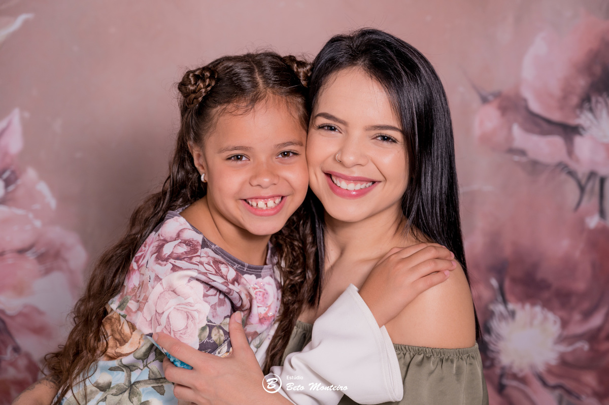 Mini ensaio dia das mães. Sessão dia das mães. Sessão dia das mães Curitiba. Mãe e filha. Mãe e filho. Mãe e filhos.