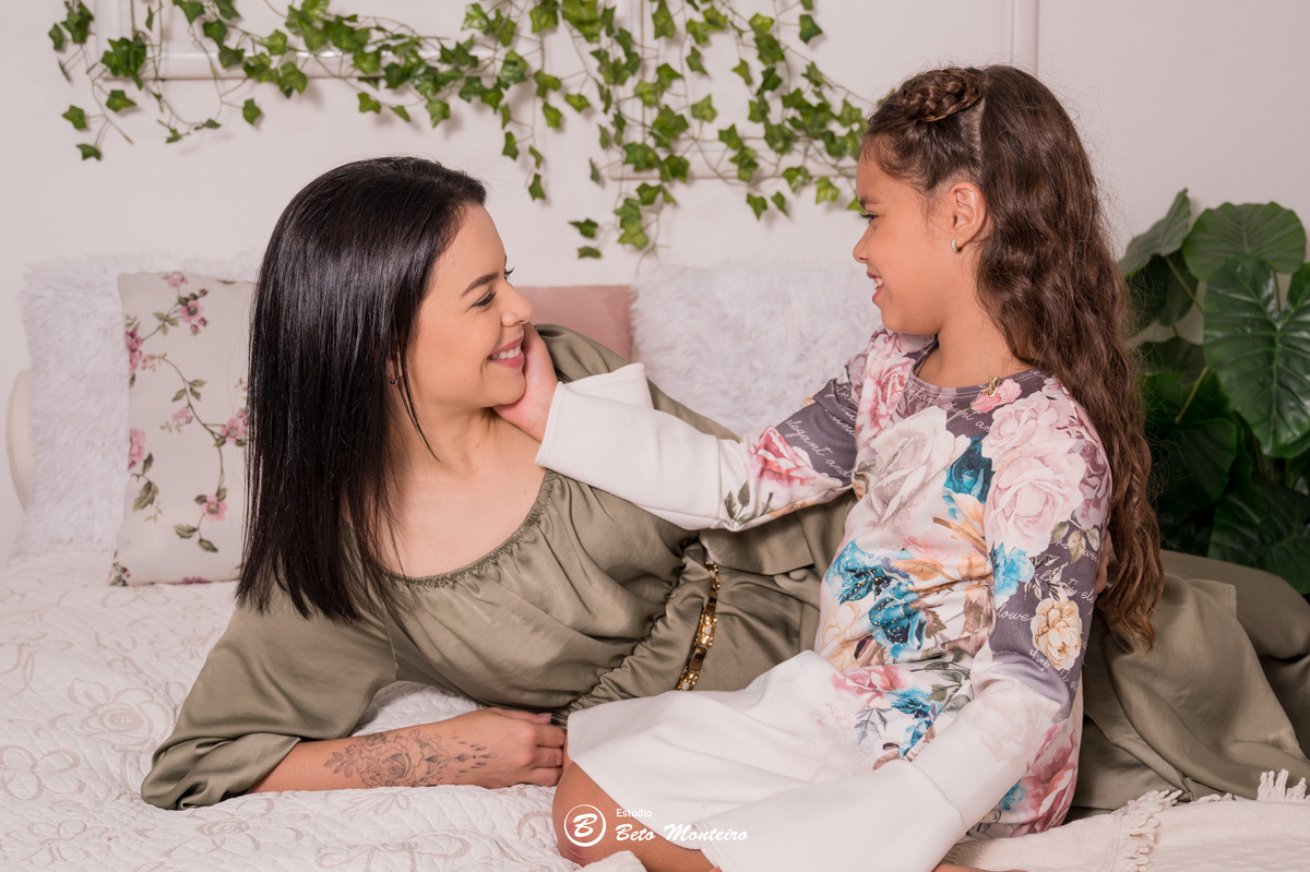 Mini ensaio dia das mães. Sessão dia das mães. Sessão dia das mães Curitiba. Mãe e filha. Mãe e filho. Mãe e filhos.