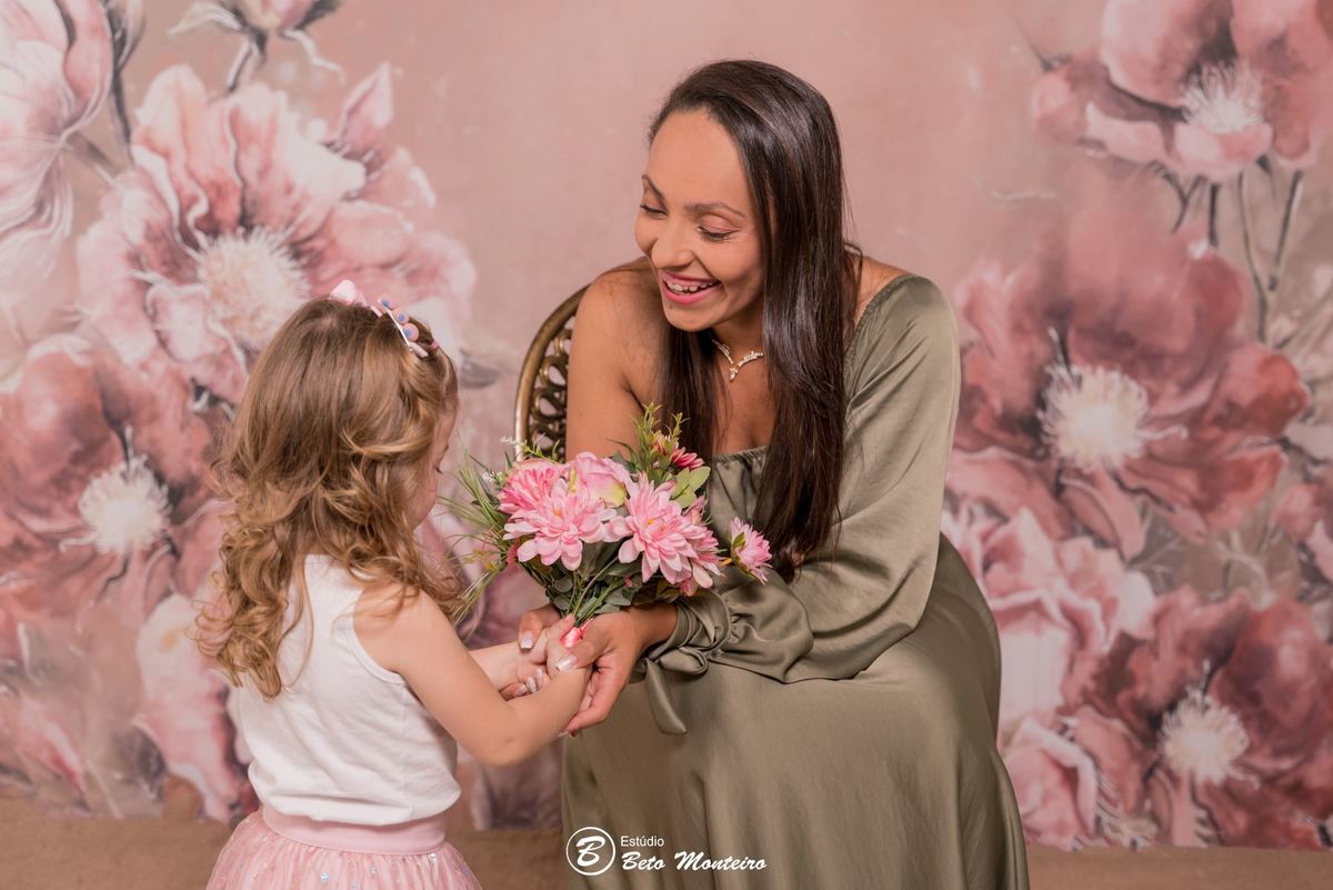 Mini ensaio dia das mães. Sessão dia das mães. Sessão dia das mães Curitiba. Mãe e filha. Mãe e filho. Mãe e filhos.