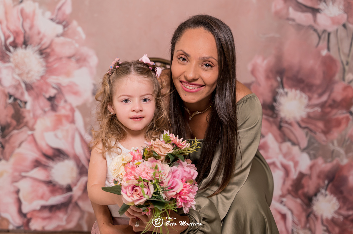 Mini ensaio dia das mães. Sessão dia das mães. Sessão dia das mães Curitiba. Mãe e filha. Mãe e filho. Mãe e filhos.