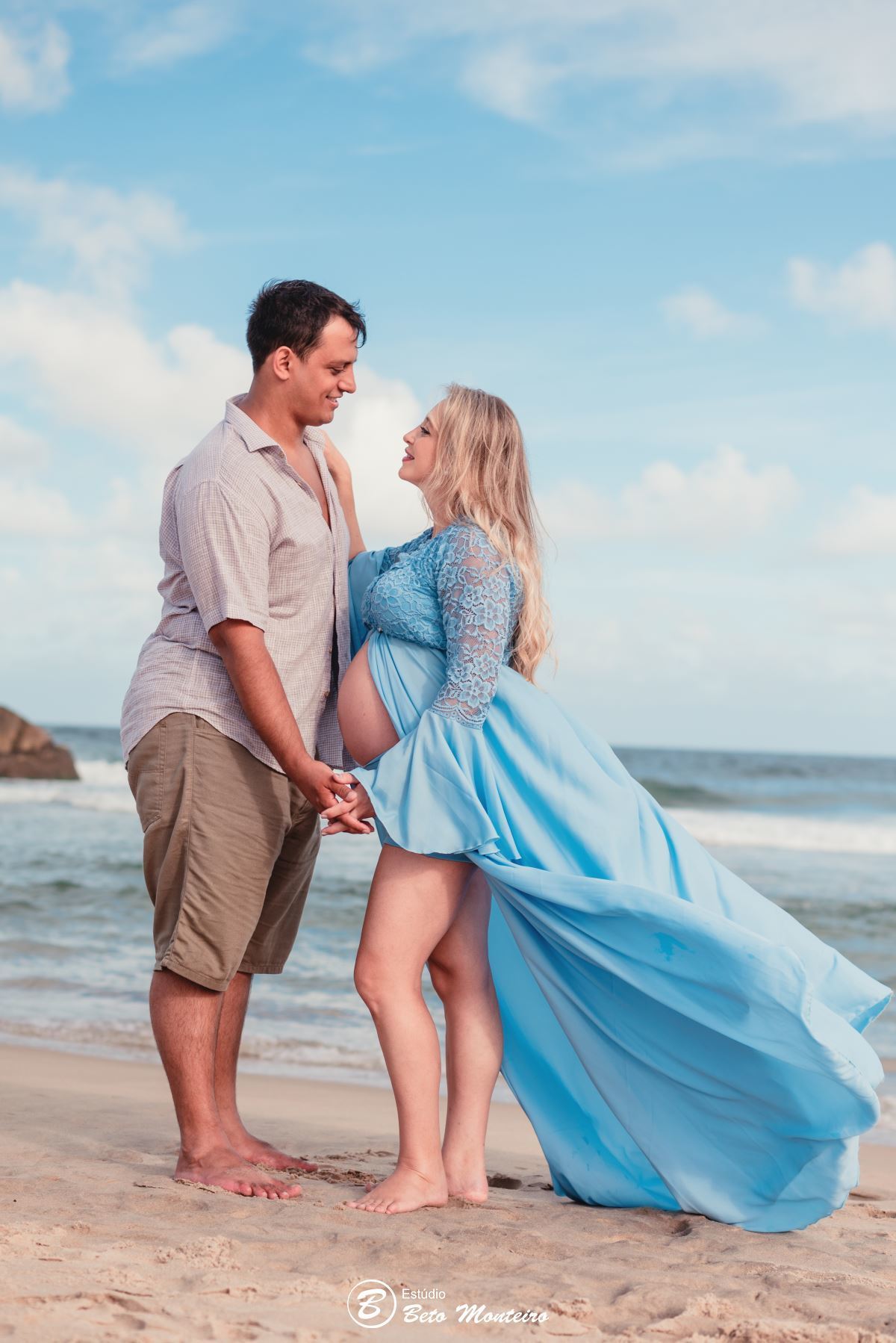 Book Gestante e Família em Curitiba - Book gestante - Book de gestante lifestyle - Fotos ao ar livre - Grávida - Gestação - Book de gestante na praia - São Chico - Estúdio Beto Monteiro - São Francisco do Sul - Andrea - Juliano - Amanda - Bianca