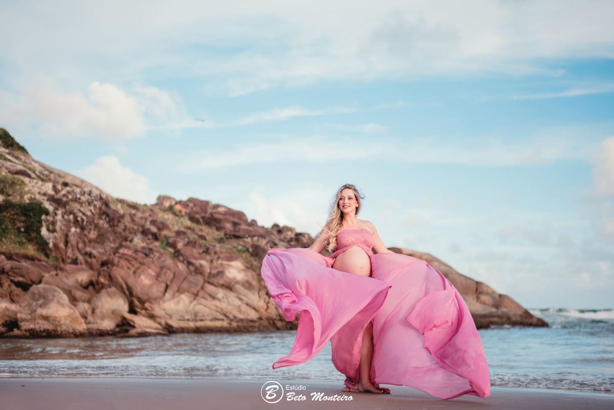 Book Gestante e Família em Curitiba - Book gestante - Book de gestante lifestyle - Fotos ao ar livre - Grávida - Gestação - Book de gestante na praia - São Chico - Estúdio Beto Monteiro - São Francisco do Sul - Andrea - Juliano - Amanda - Bianca