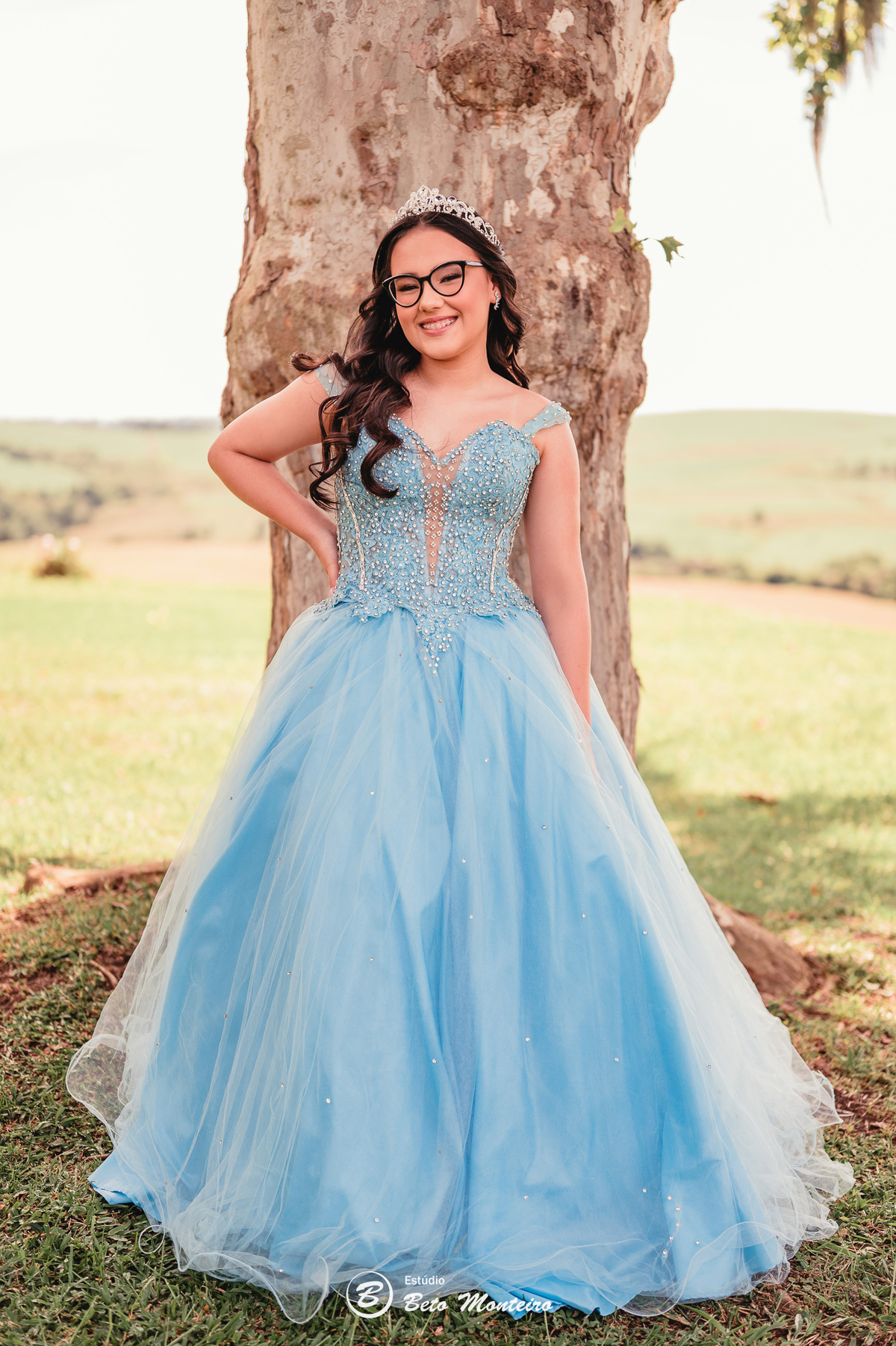 Aniversário de 15 anos - Foto e Filmagem - Debutante - Estúdio Beto Monteiro - Curitiba - fotografo de 15 anos - fotógrafa - sessão de fotos - book de fotos - book de 15 anos - fotografo - espaço do campo - vestido de debutante - Lais - Lais Gavloski