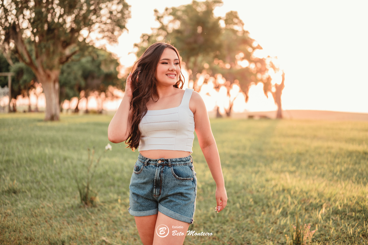 Aniversário de 15 anos - Foto e Filmagem - Debutante - Estúdio Beto Monteiro - Curitiba - fotografo de 15 anos - fotógrafa - sessão de fotos - book de fotos - book de 15 anos - fotografo - espaço do campo - vestido de debutante - Lais - Lais Gavloski