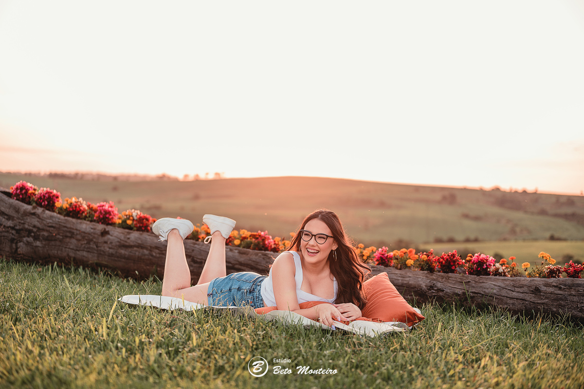 Aniversário de 15 anos - Foto e Filmagem - Debutante - Estúdio Beto Monteiro - Curitiba - fotografo de 15 anos - fotógrafa - sessão de fotos - book de fotos - book de 15 anos - fotografo - espaço do campo - vestido de debutante - Lais - Lais Gavloski