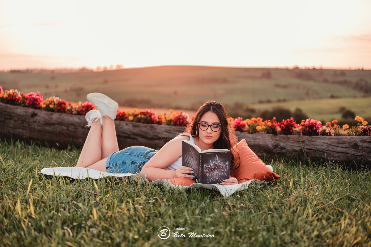 Aniversário de 15 anos - Foto e Filmagem - Debutante - Estúdio Beto Monteiro - Curitiba - fotografo de 15 anos - fotógrafa - sessão de fotos - book de fotos - book de 15 anos - fotografo - espaço do campo - vestido de debutante - Lais - Lais Gavloski