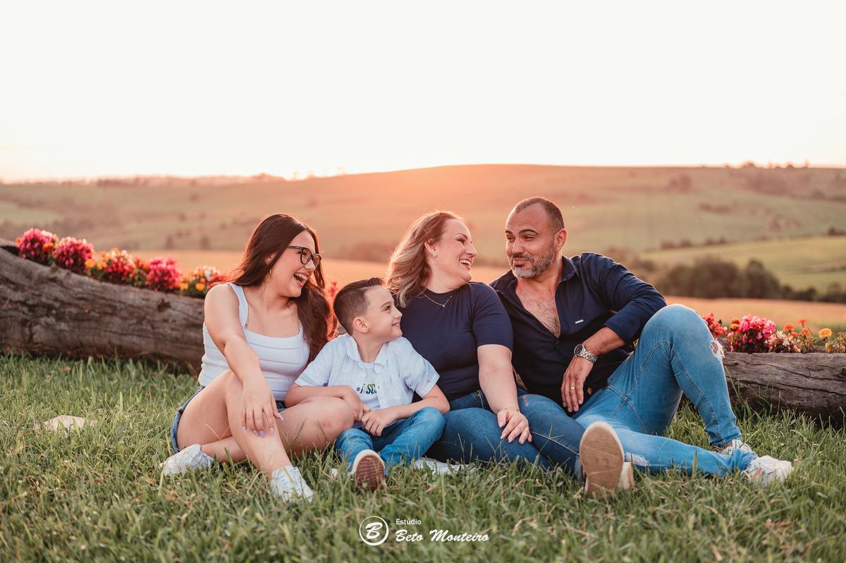 Aniversário de 15 anos - Foto e Filmagem - Debutante - Estúdio Beto Monteiro - Curitiba - fotografo de 15 anos - fotógrafa - sessão de fotos - book de fotos - book de 15 anos - fotografo - espaço do campo - vestido de debutante - Lais - Lais Gavloski