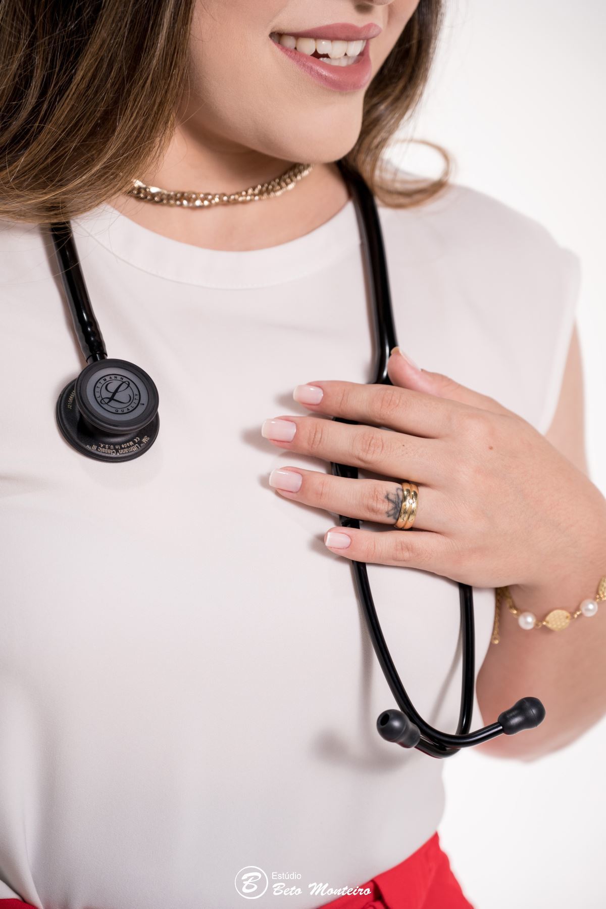 sessão profissional - sessão executiva - foto perfil - ensaio executivo - ensaio profissional - foto profissão - book executivo - book profissional - foto linkedin - foto curriculo - Cintia Marques - biomédica - biomedicina - estética