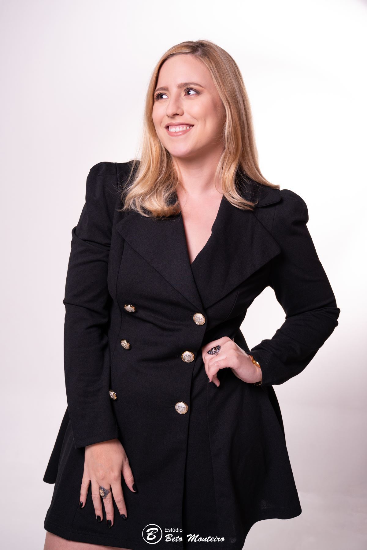 sessão profissional - sessão executiva - foto perfil - ensaio executivo - ensaio profissional - foto profissão - book executivo - book profissional - foto linkedin - foto curriculo - sessão corporativa -  - foto corporativa - Caroline Valente - RH