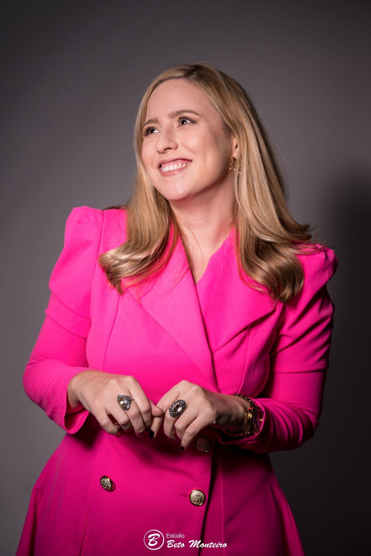 sessão profissional - sessão executiva - foto perfil - ensaio executivo - ensaio profissional - foto profissão - book executivo - book profissional - foto linkedin - foto curriculo - sessão corporativa -  - foto corporativa - Caroline Valente - RH