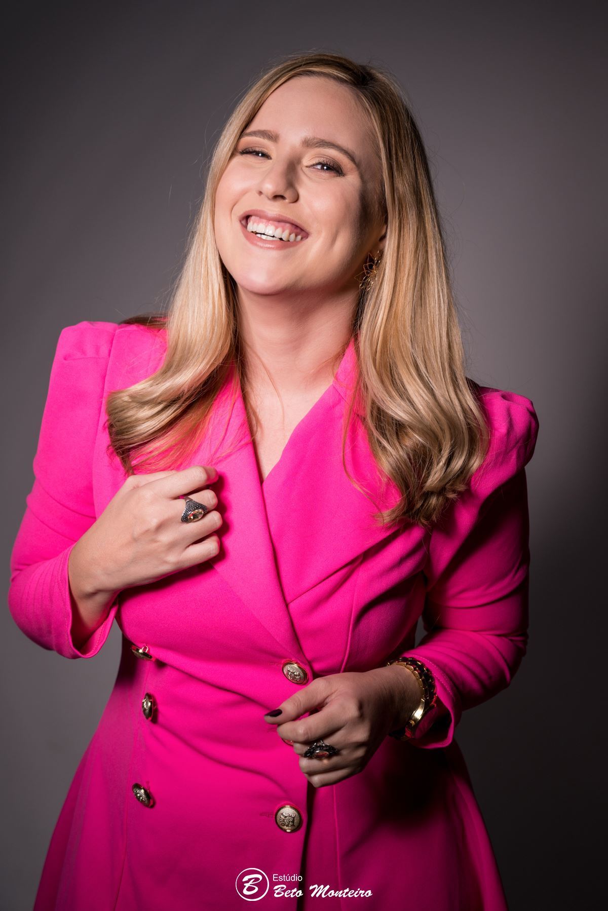 sessão profissional - sessão executiva - foto perfil - ensaio executivo - ensaio profissional - foto profissão - book executivo - book profissional - foto linkedin - foto curriculo - sessão corporativa -  - foto corporativa - Caroline Valente - RH