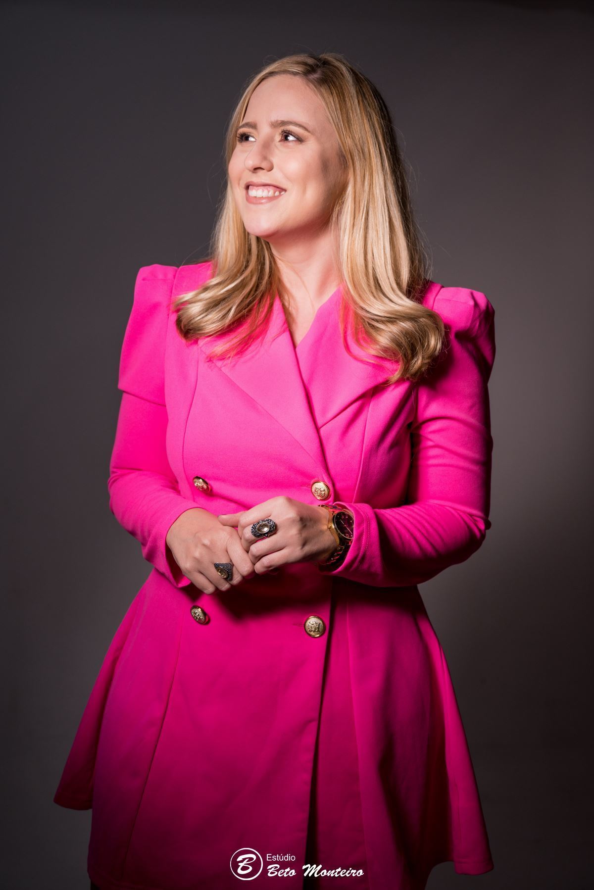 sessão profissional - sessão executiva - foto perfil - ensaio executivo - ensaio profissional - foto profissão - book executivo - book profissional - foto linkedin - foto curriculo - sessão corporativa -  - foto corporativa - Caroline Valente - RH