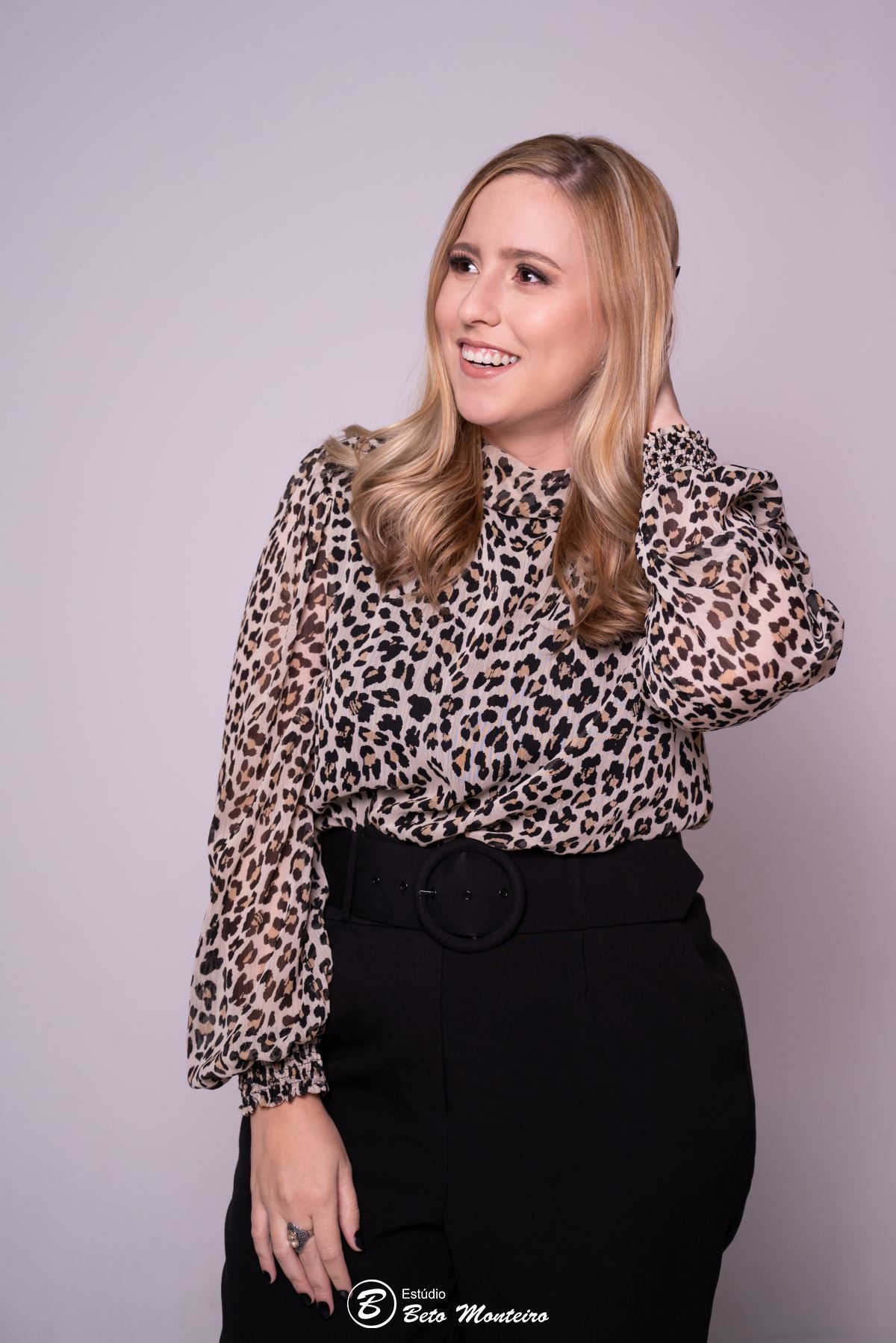 sessão profissional - sessão executiva - foto perfil - ensaio executivo - ensaio profissional - foto profissão - book executivo - book profissional - foto linkedin - foto curriculo - sessão corporativa -  - foto corporativa - Caroline Valente - RH