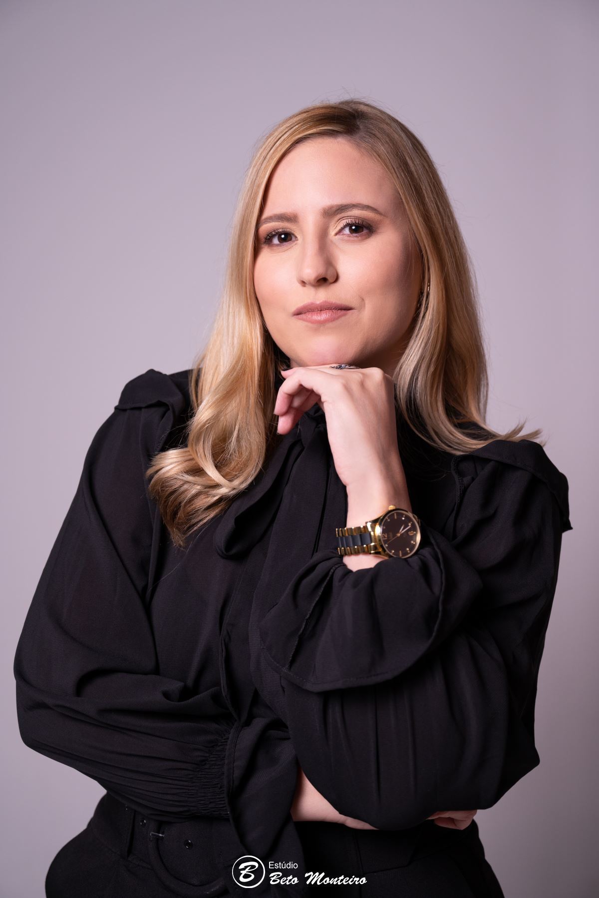 sessão profissional - sessão executiva - foto perfil - ensaio executivo - ensaio profissional - foto profissão - book executivo - book profissional - foto linkedin - foto curriculo - sessão corporativa -  - foto corporativa - Caroline Valente - RH