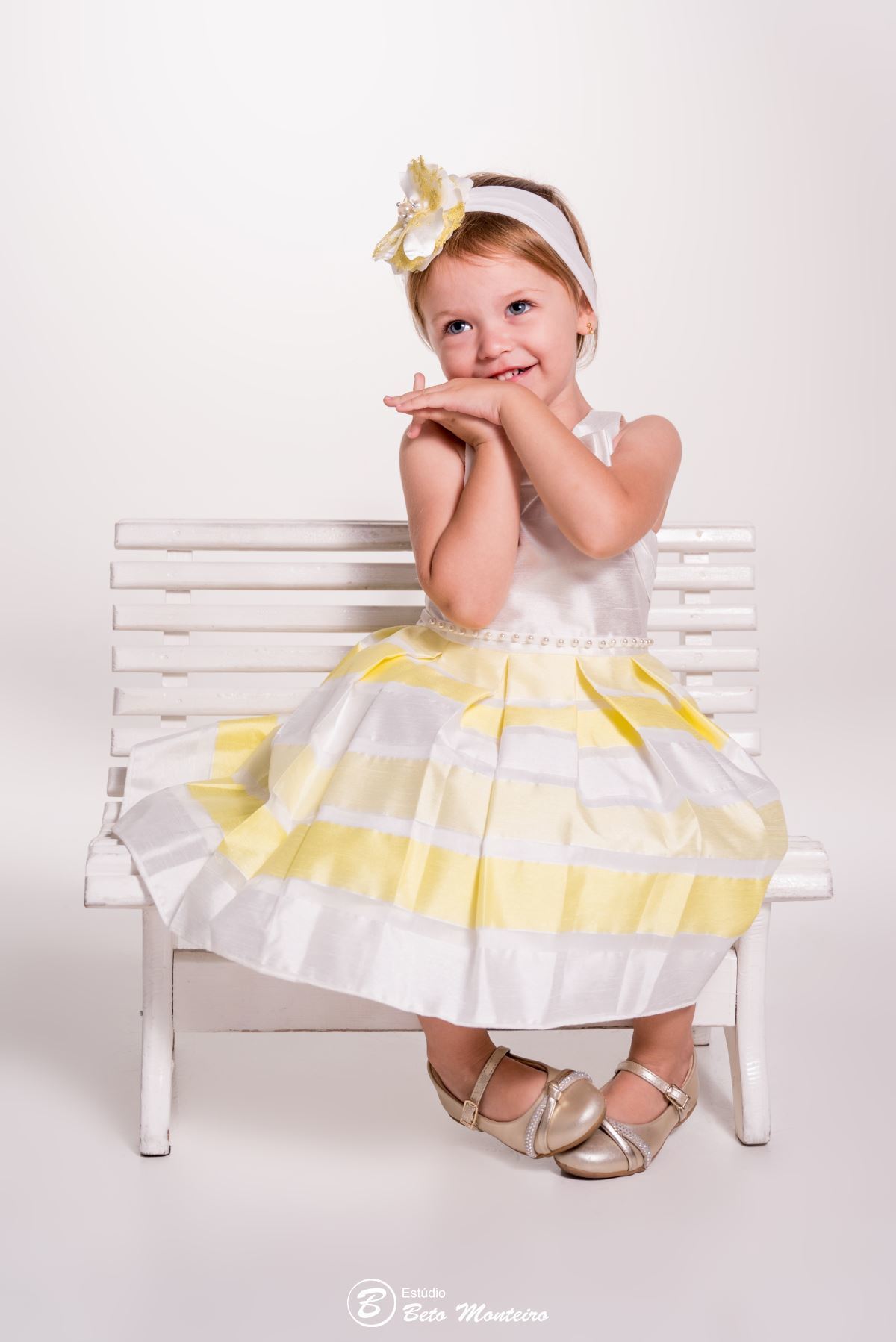 Book fotográfico Infantil - Book de fotos - Book de Criança - Book de Bebê - Book Menina - Book Menino - Book 3 anos - 3 aninhos - Bela adormecida - princesa Aurora - book de família - Estúdio Beto Monteiro - Curitiba - Sarah -  Angela - Sandro