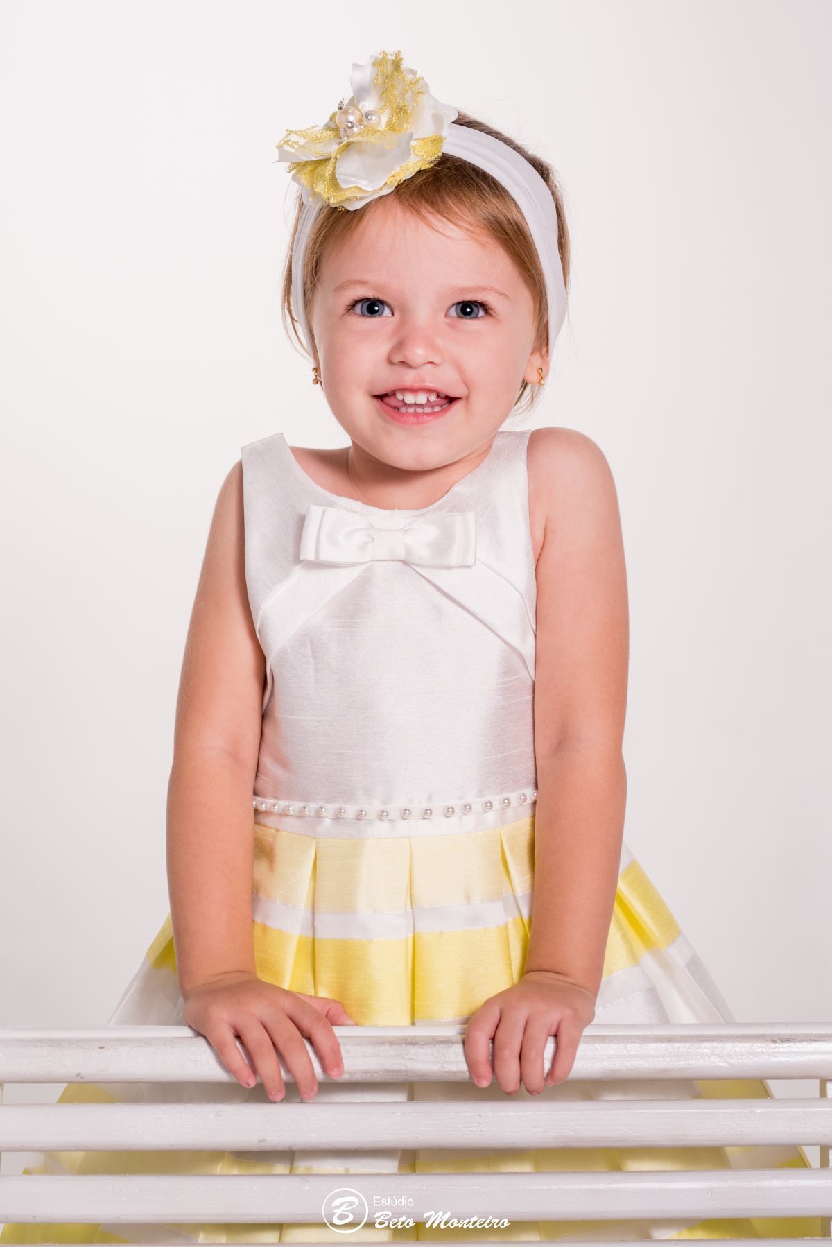 Book fotográfico Infantil - Book de fotos - Book de Criança - Book de Bebê - Book Menina - Book Menino - Book 3 anos - 3 aninhos - Bela adormecida - princesa Aurora - book de família - Estúdio Beto Monteiro - Curitiba - Sarah -  Angela - Sandro