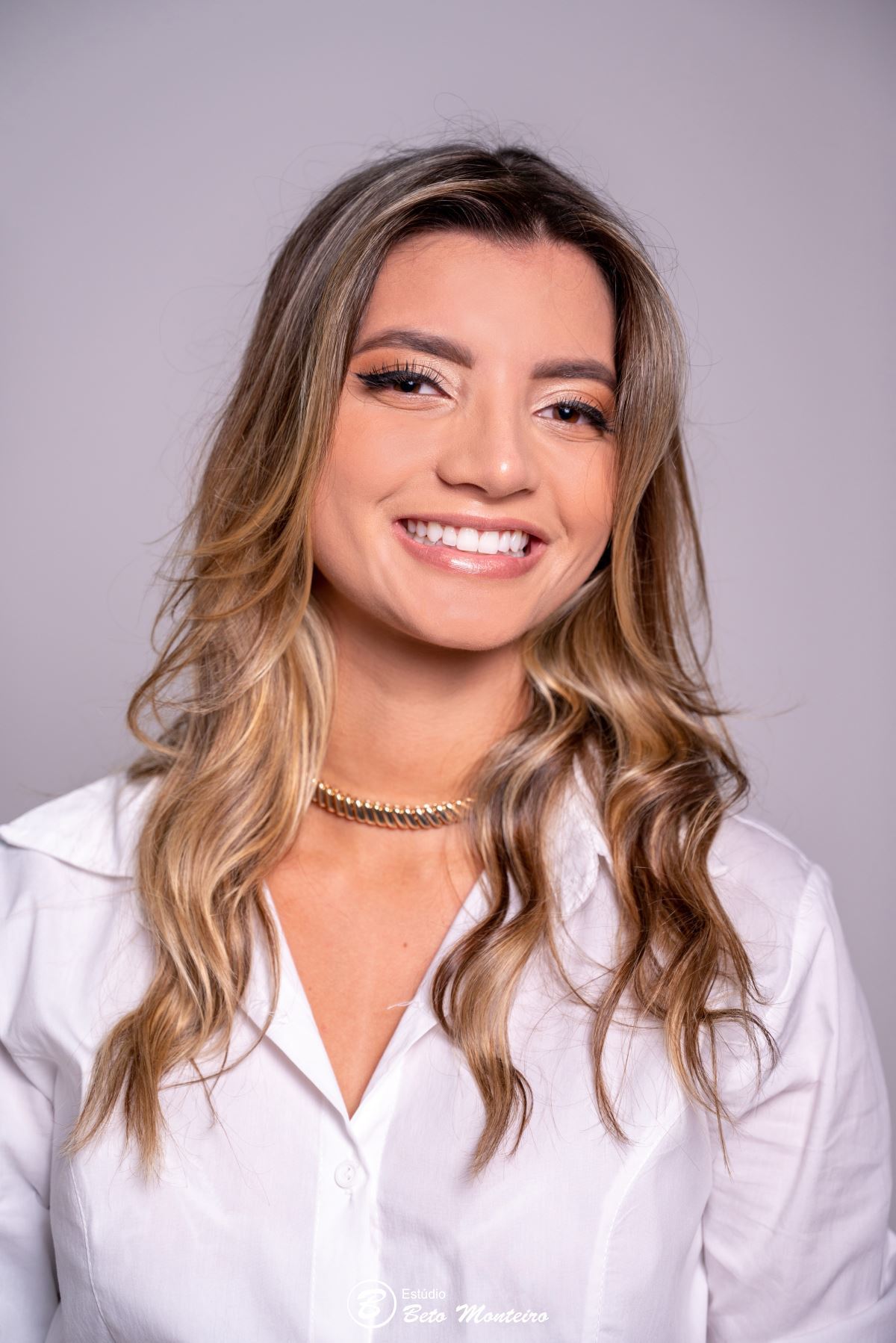 Book fotográfico feminino - book feminino - Camila Fortunato Hunika - Curitiba - fotos em estúdio - sessão feminina