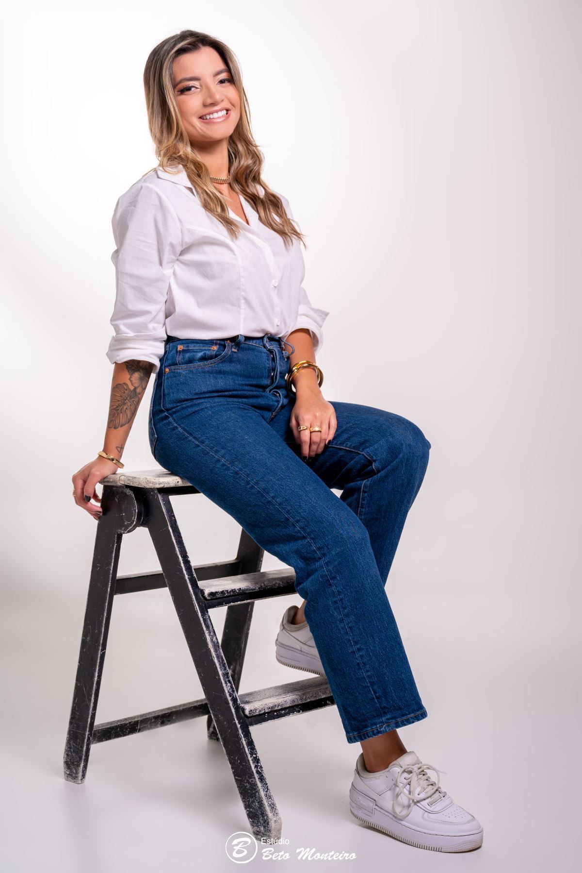 Book fotográfico feminino - book feminino - Camila Fortunato Hunika - Curitiba - fotos em estúdio - sessão feminina