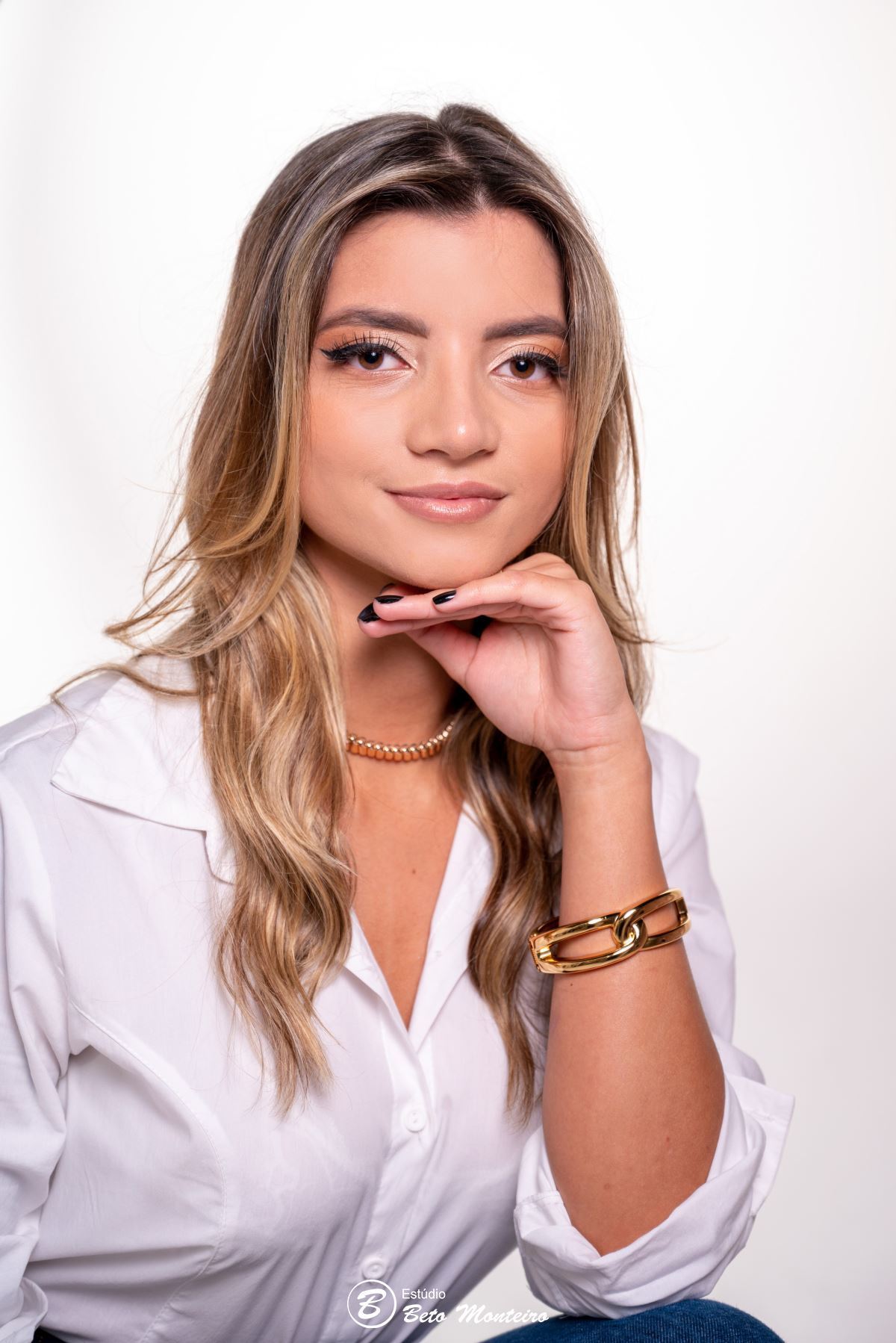 Book fotográfico feminino - book feminino - Camila Fortunato Hunika - Curitiba - fotos em estúdio - sessão feminina