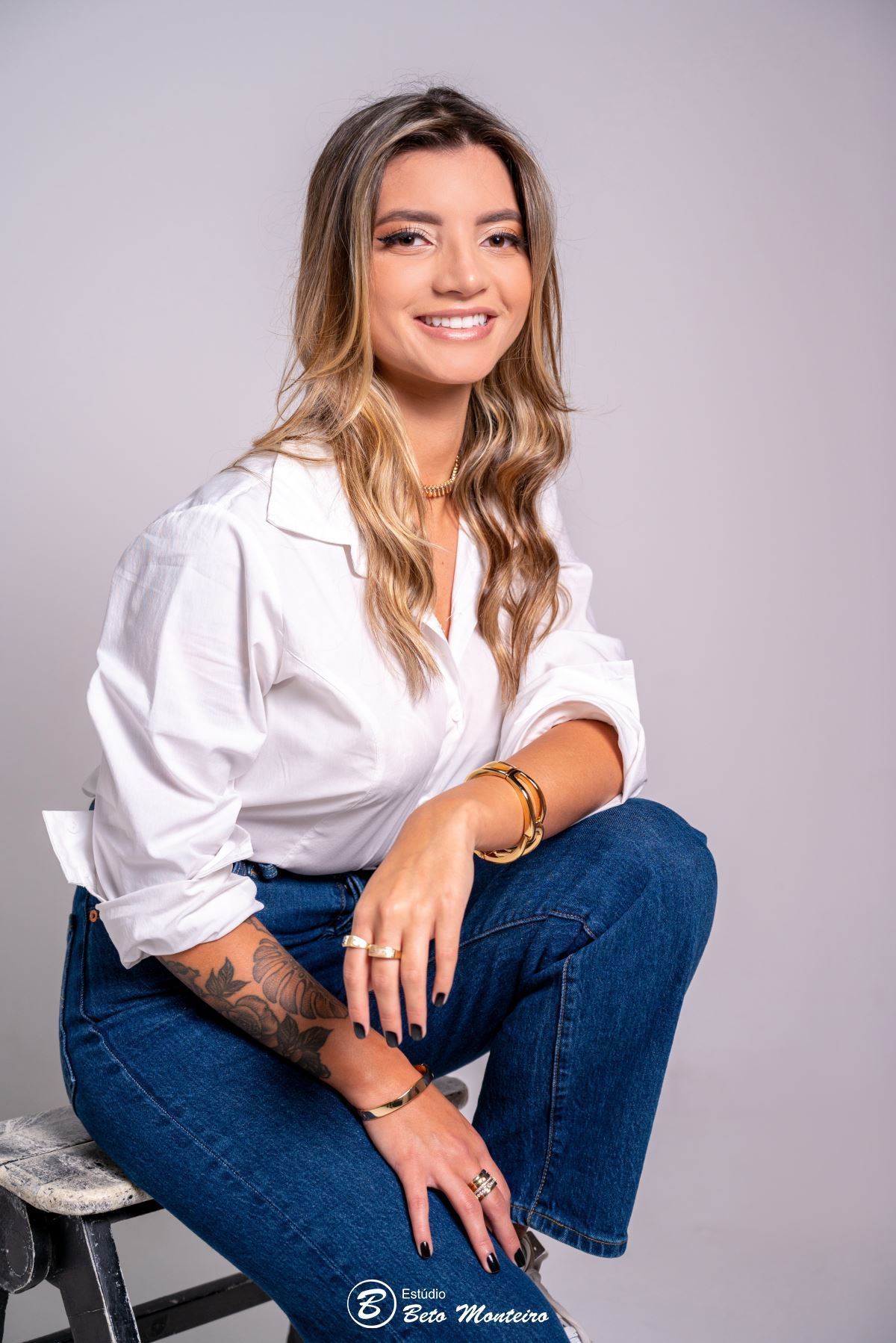 Book fotográfico feminino - book feminino - Camila Fortunato Hunika - Curitiba - fotos em estúdio - sessão feminina