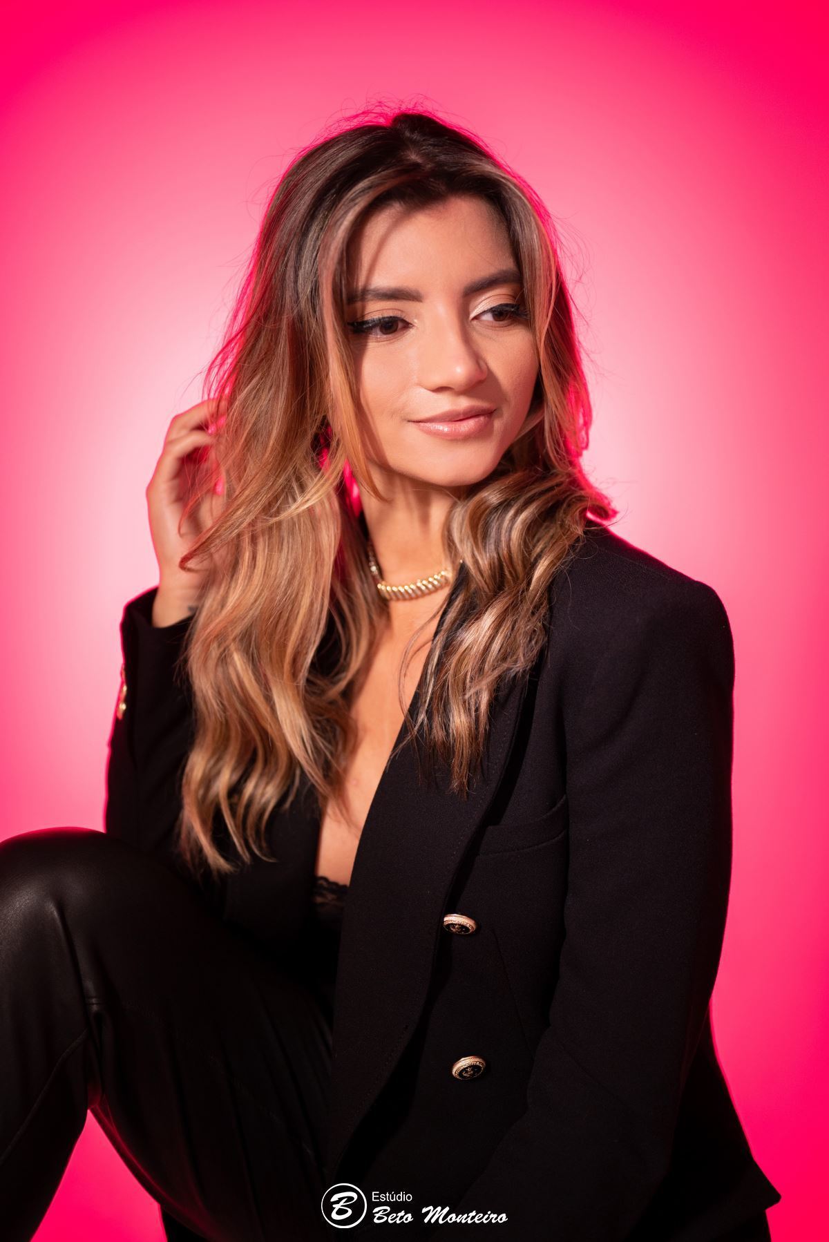 Book fotográfico feminino - book feminino - Camila Fortunato Hunika - Curitiba - fotos em estúdio - sessão feminina